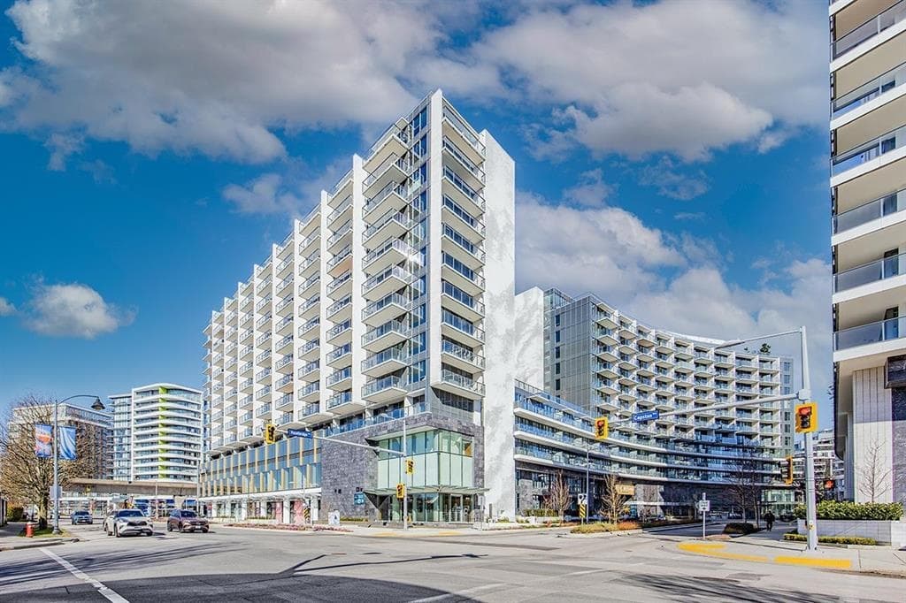 1096 - 8671 Hazelbridge Way, Richmond