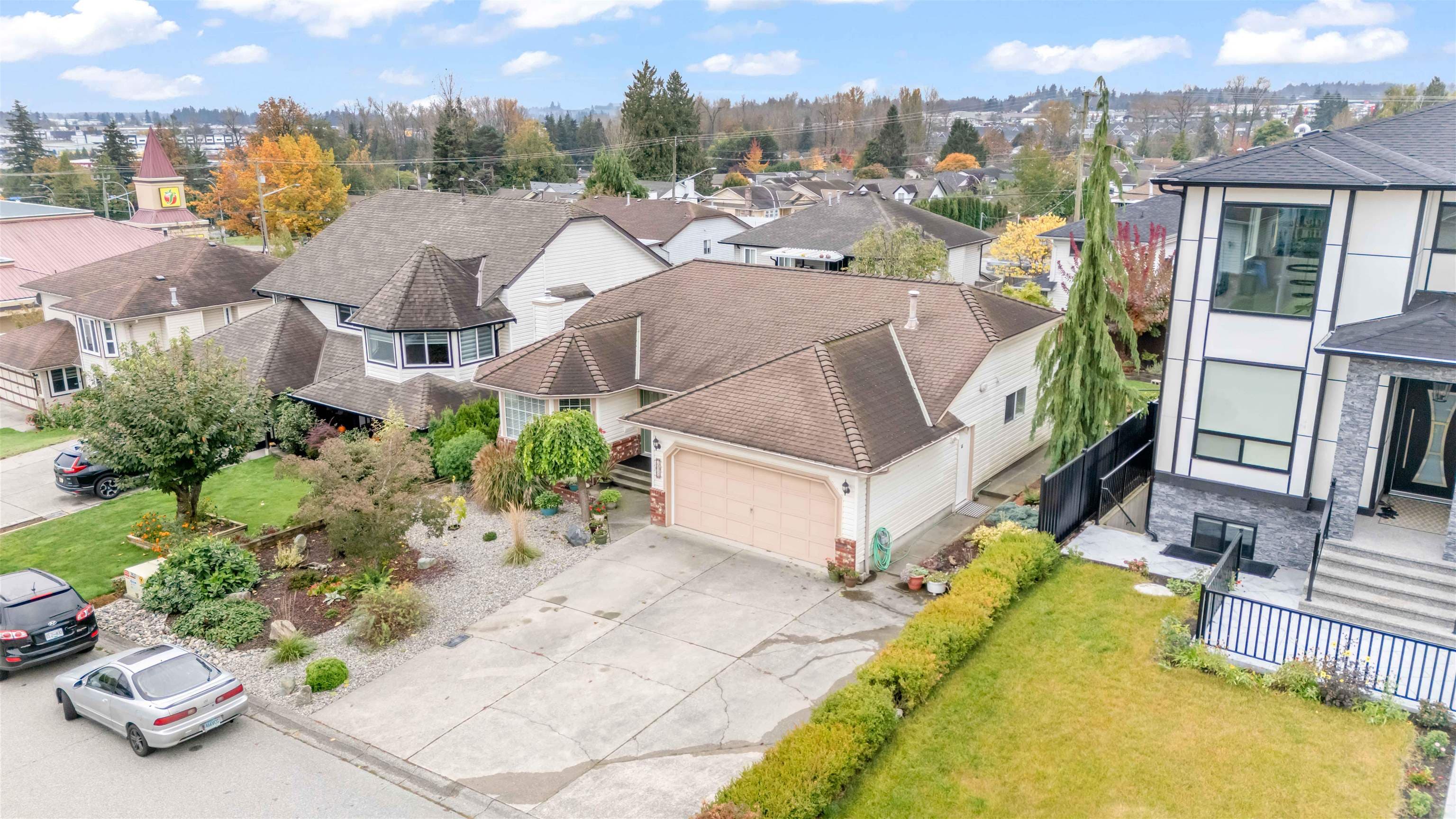 2830 Crossley Drive, Abbotsford, V2T 5H4 — photo 4