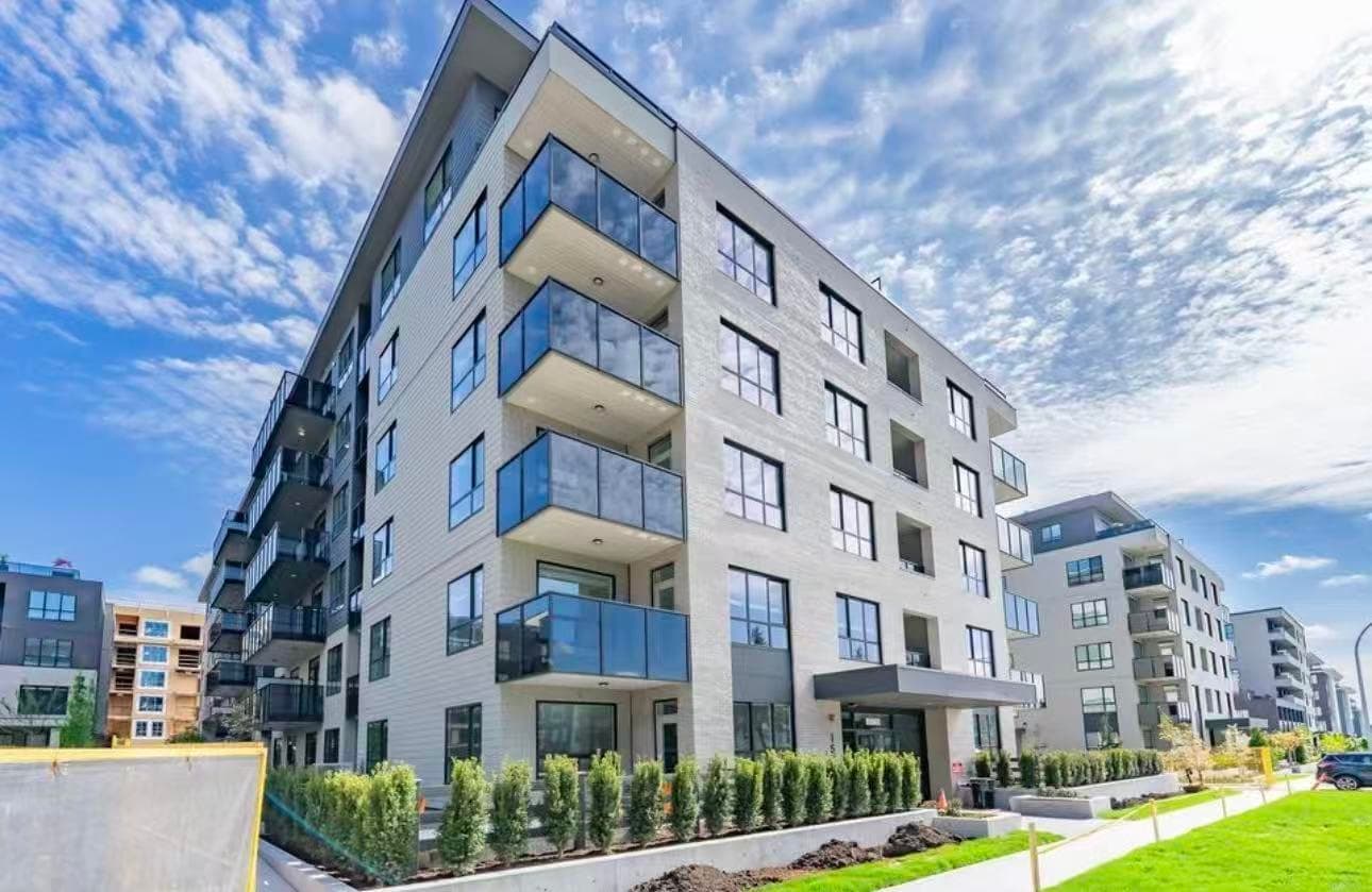15735 85 Avenue, Surrey