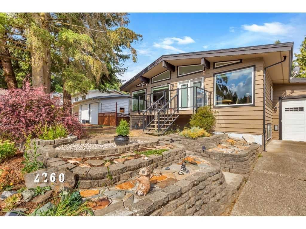 2260 Sentinel Drive, Abbotsford