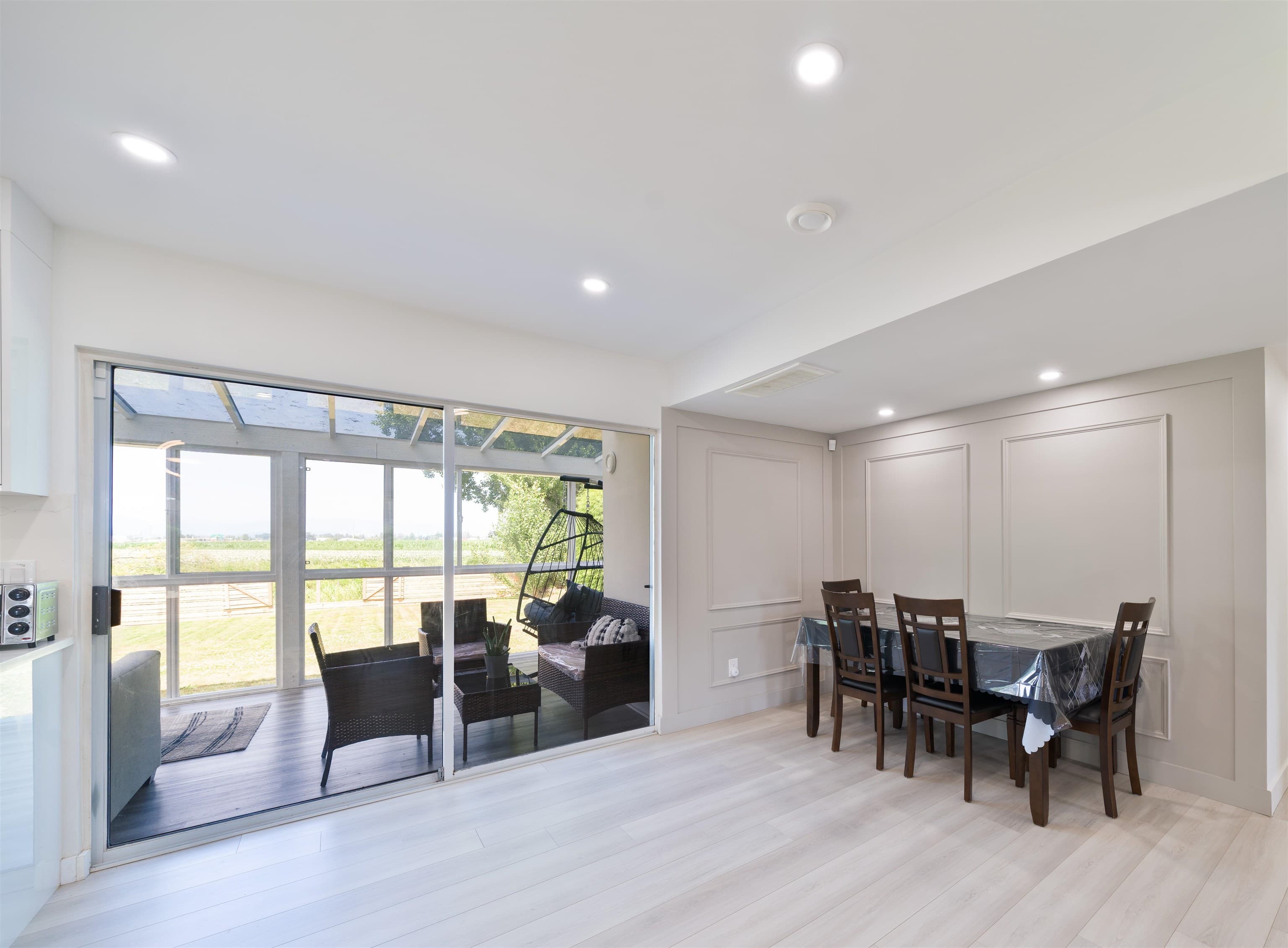 5835 Crescent Drive, Delta, V4K 2E7 — photo 4