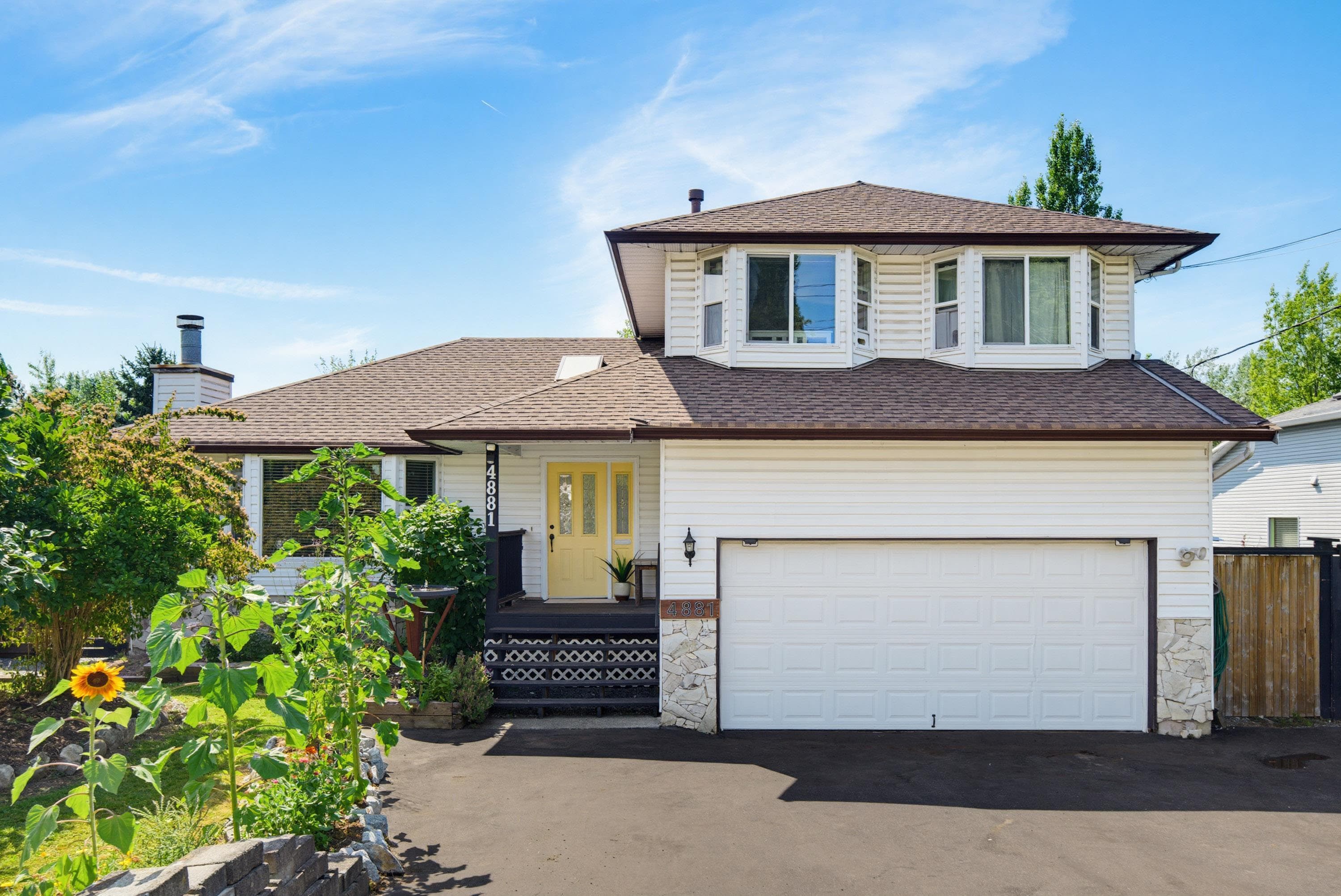 4881 216 Street, Langley
