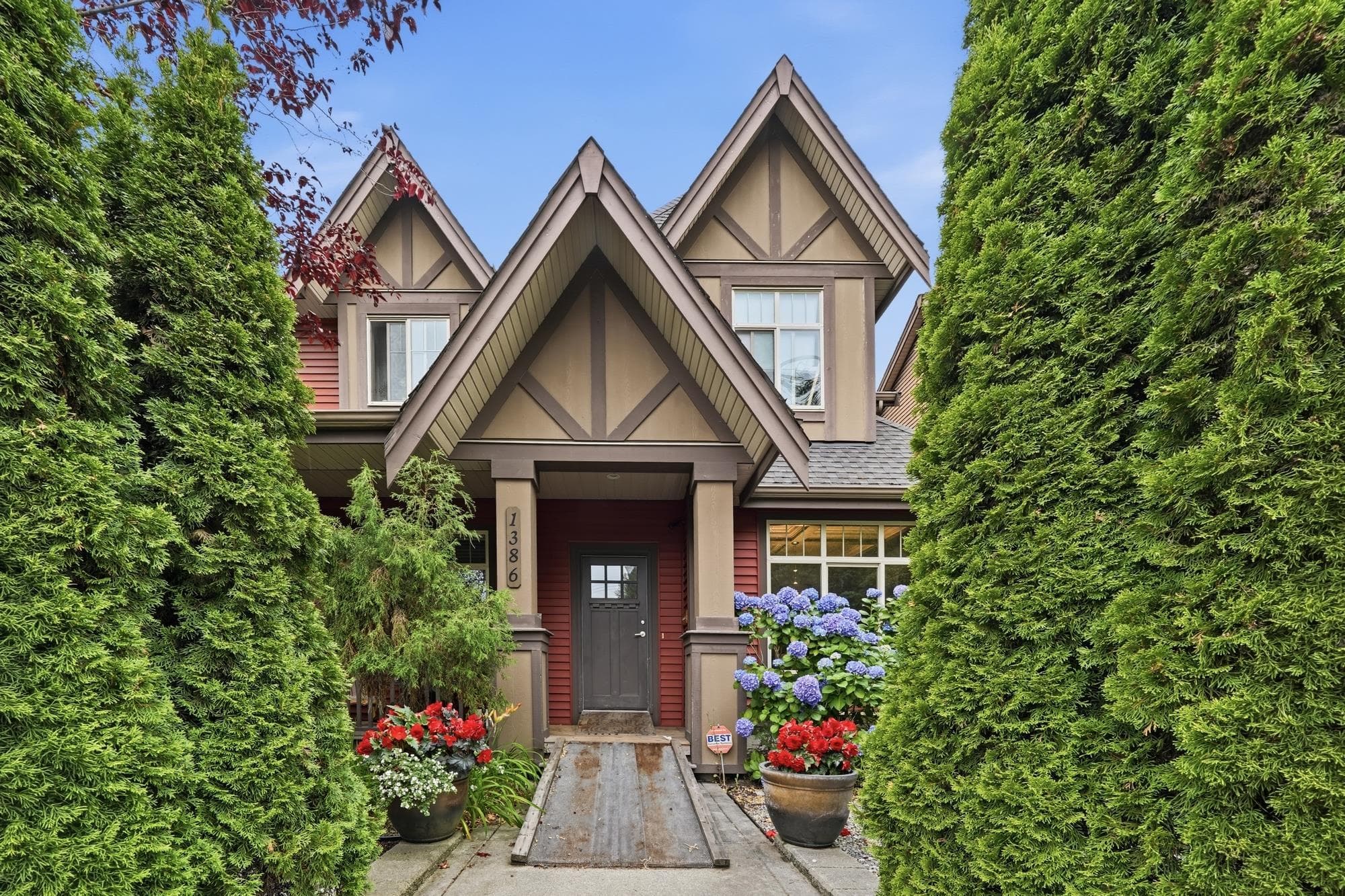 1386 Coast Meridian Road, Coquitlam