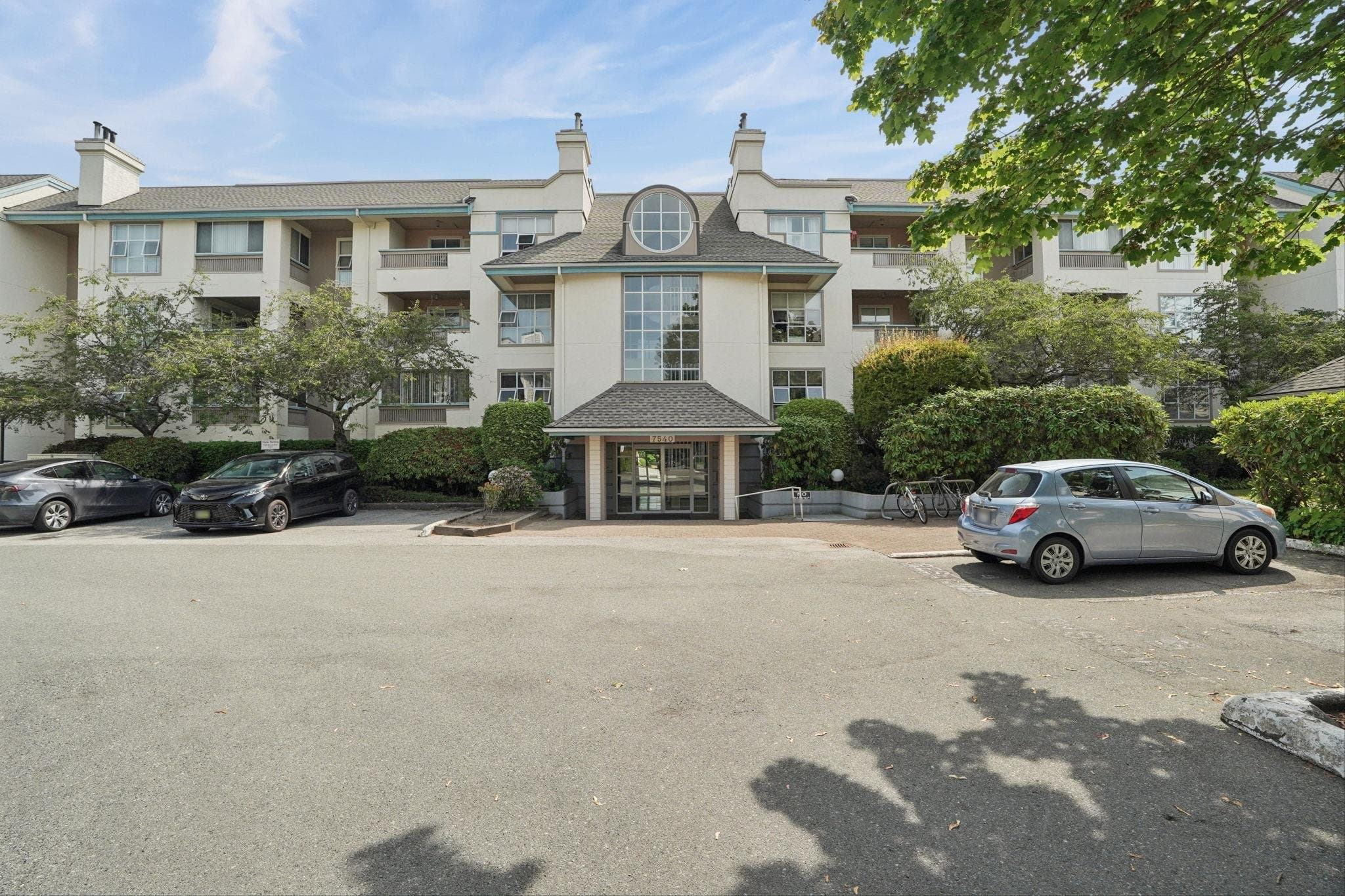 307 - 7540 Minoru Boulevard, Richmond, V6Y 1Z5 — photo 2