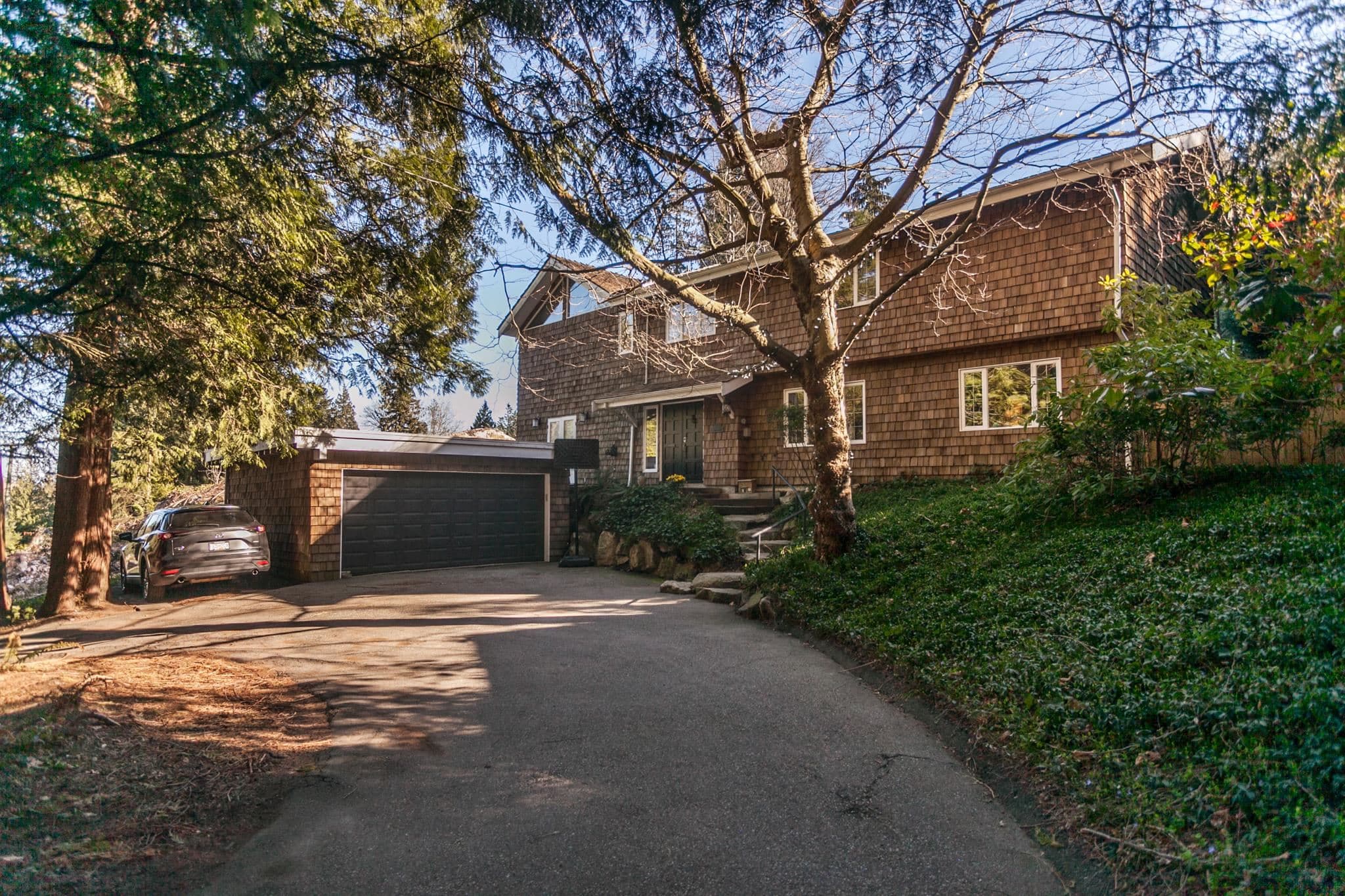 4956 Drive Drive, West Vancouver