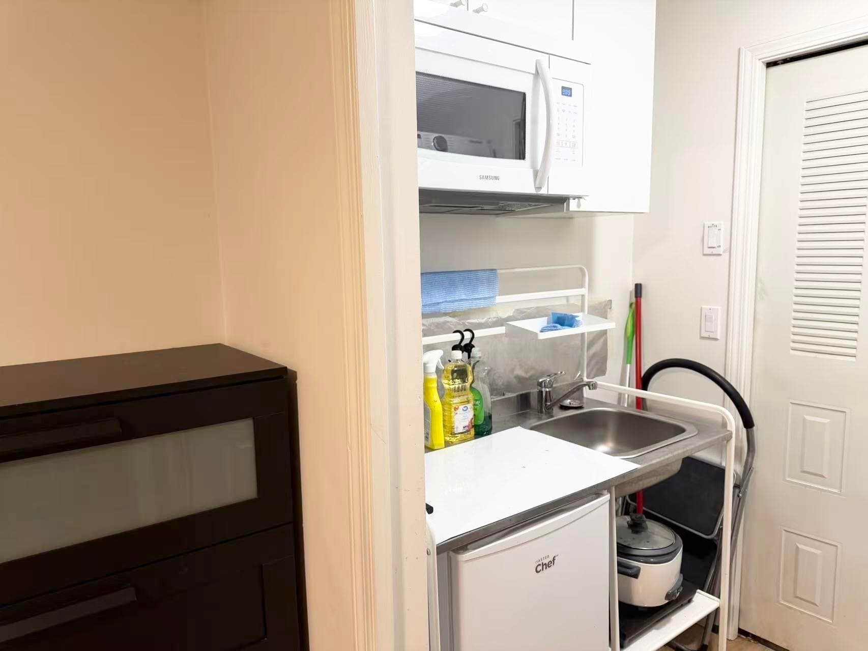 GS - 11xx W 64 Avenue, Vancouver, V6P 2M5 — photo 3