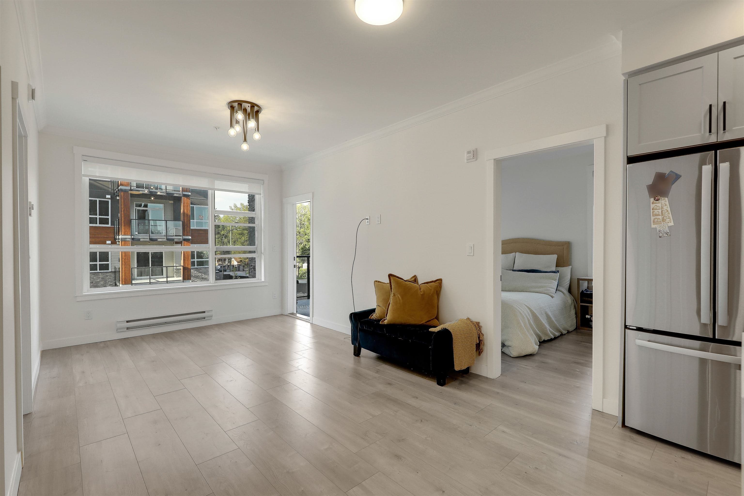 201 - 12109 223 Street, Maple Ridge, V2X 5Y6 — photo 2