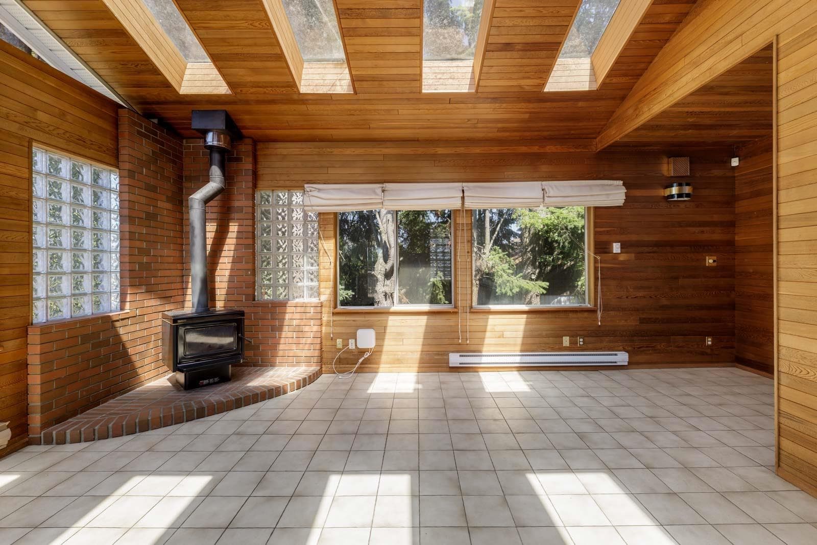 6791 Griffiths Avenue, Burnaby