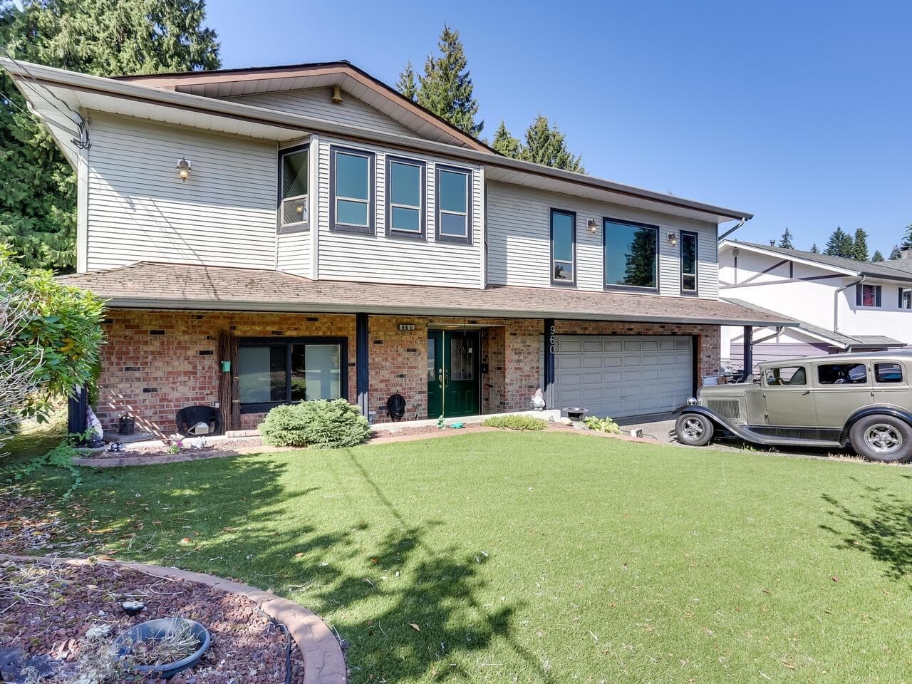 960 Porter Street, Coquitlam, V3J 5C2 — photo 2