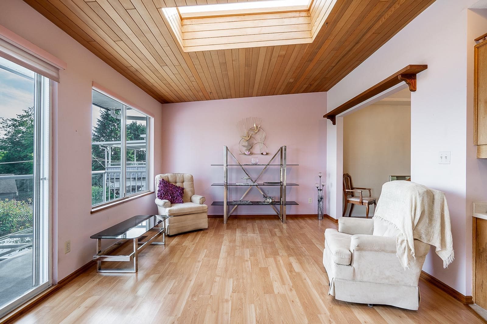 240 E Eighth Avenue, New Westminster, V3L 4K2 — photo 3