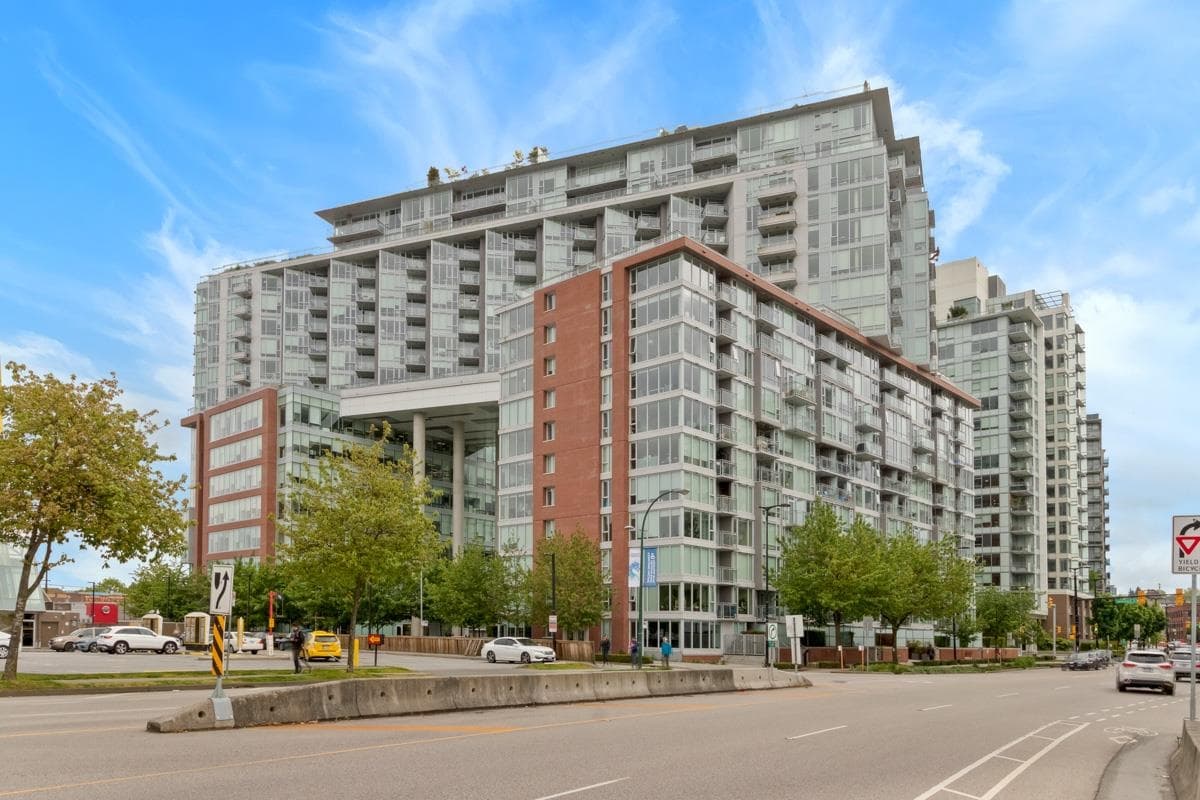 2207 - 1618 Quebec Street, Vancouver