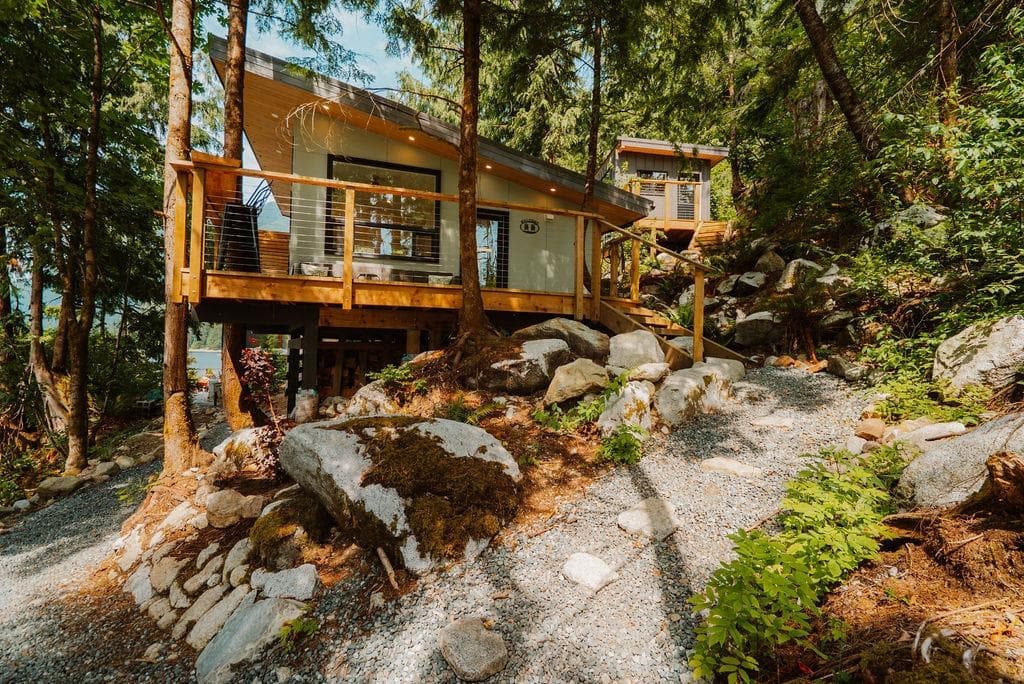 14 E Croker Island, North Vancouver