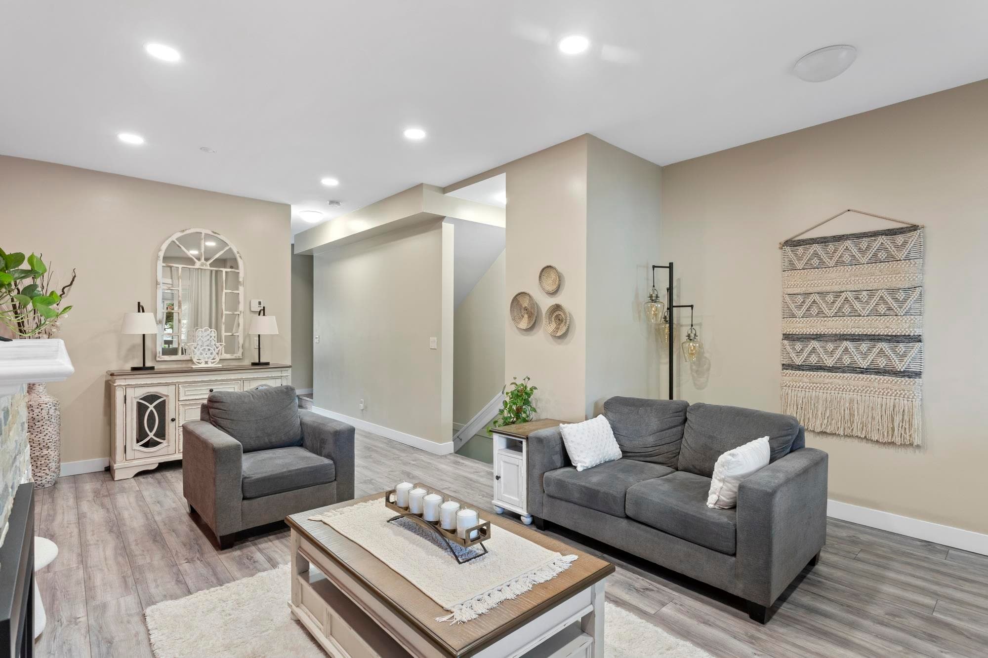 73 - 6852 193 Street, Surrey