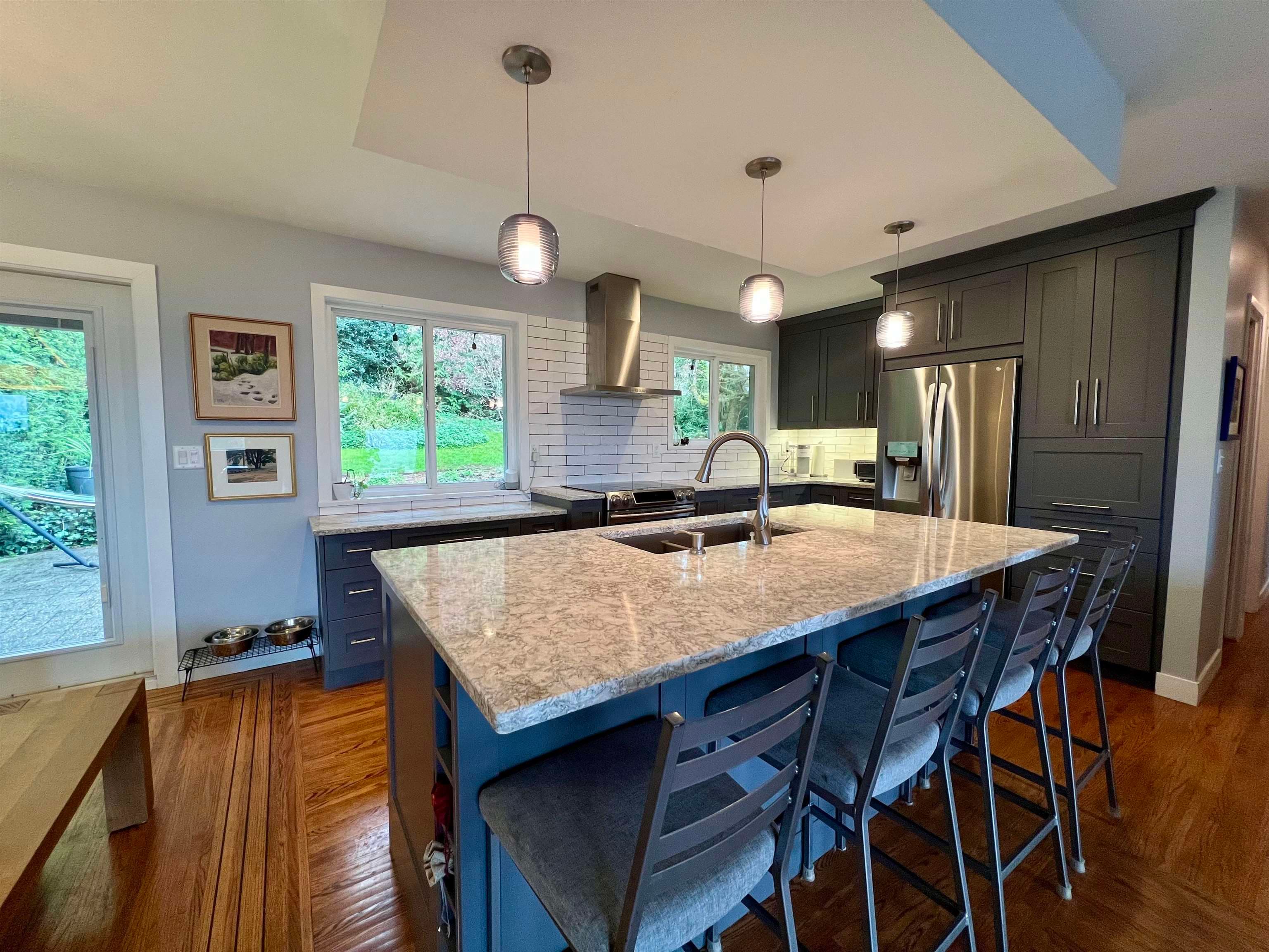 918 Baker Drive, Coquitlam, V3J 6X2 — photo 4
