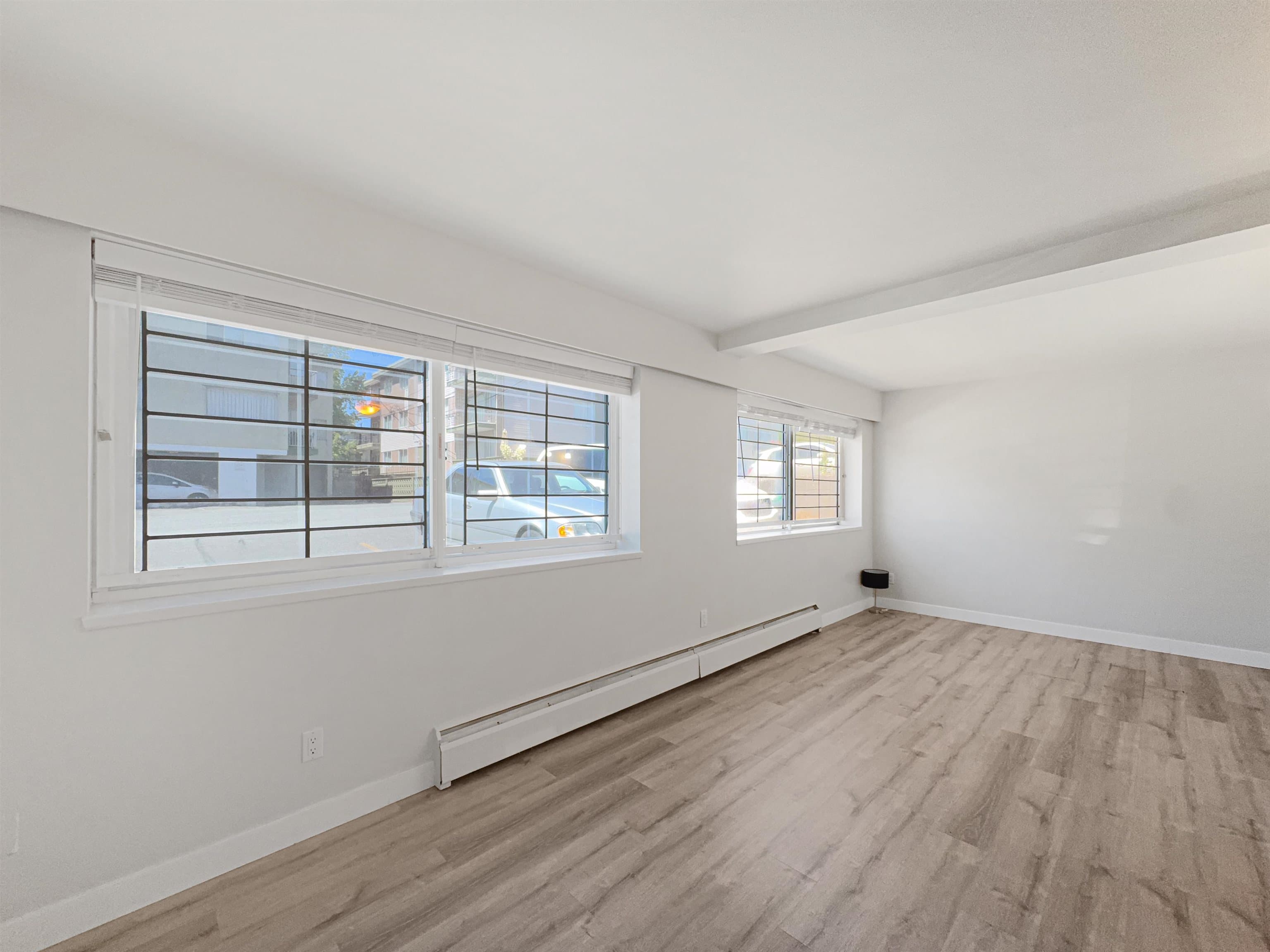 8635 Fremlin Street, Vancouver, V6P 3X4 — photo 2
