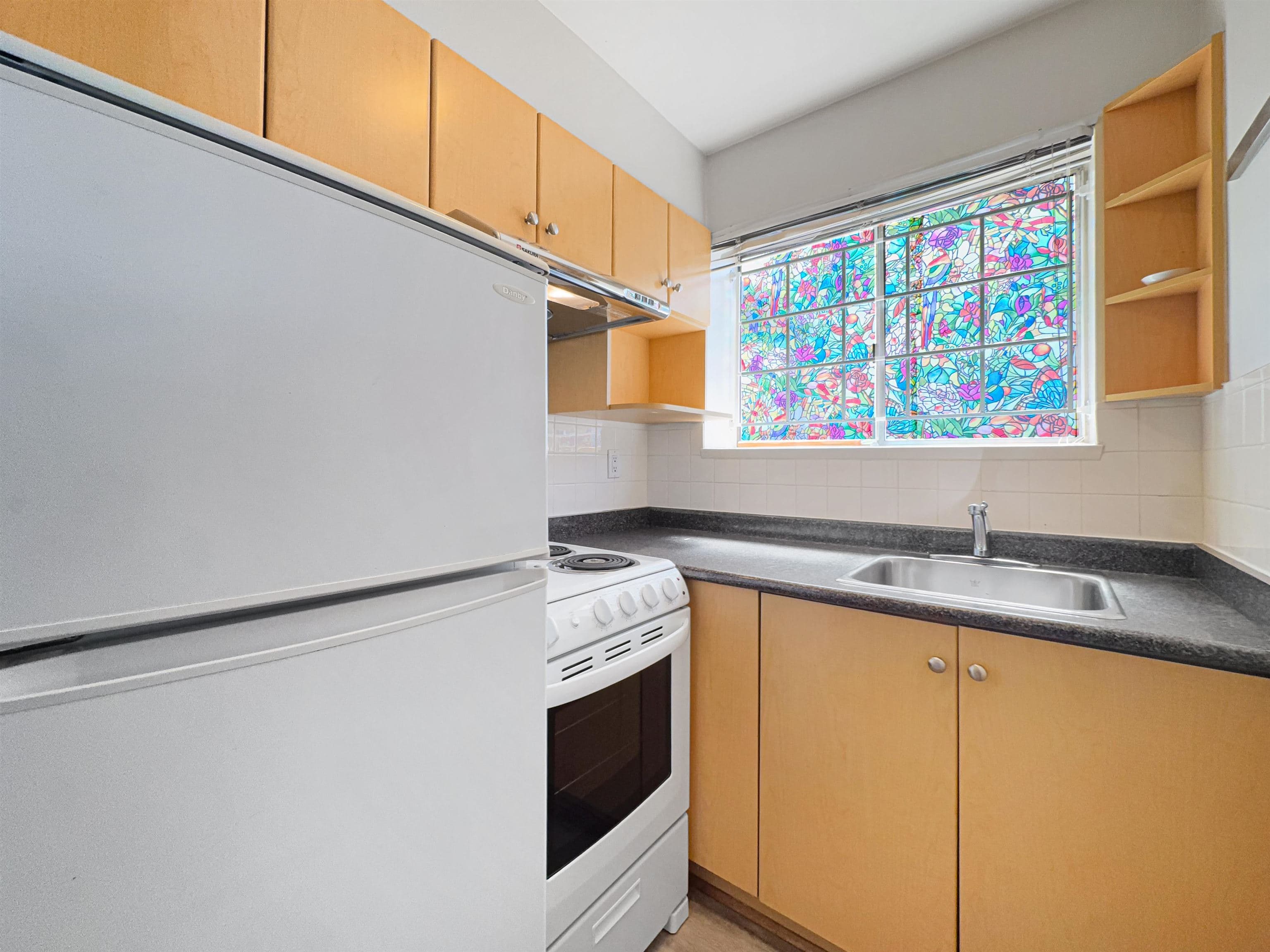8635 Fremlin Street, Vancouver, V6P 3X4 — photo 5