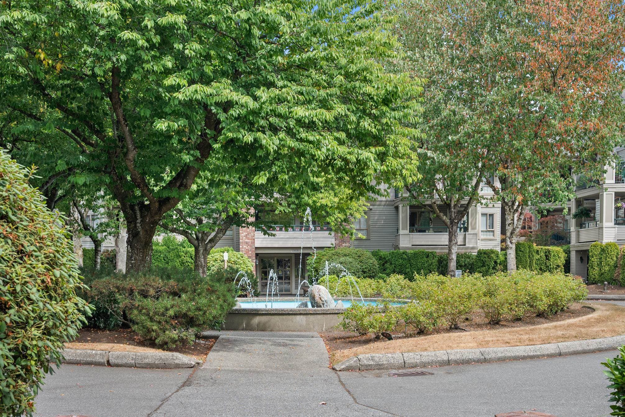 202 - 22015 48 Avenue, Langley, V3A 8L3 — photo 2