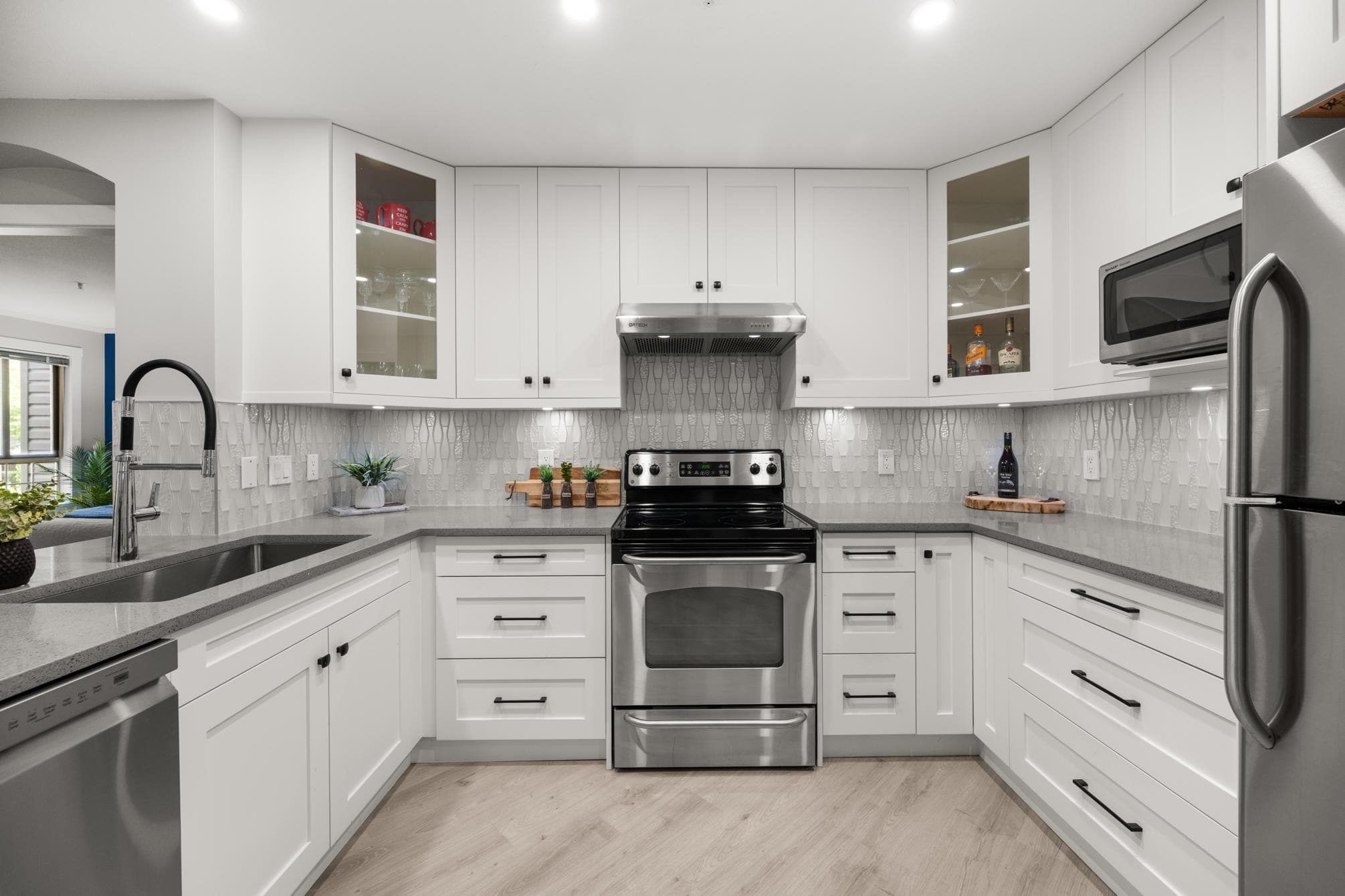 202 - 22015 48 Avenue, Langley, V3A 8L3 — photo 4
