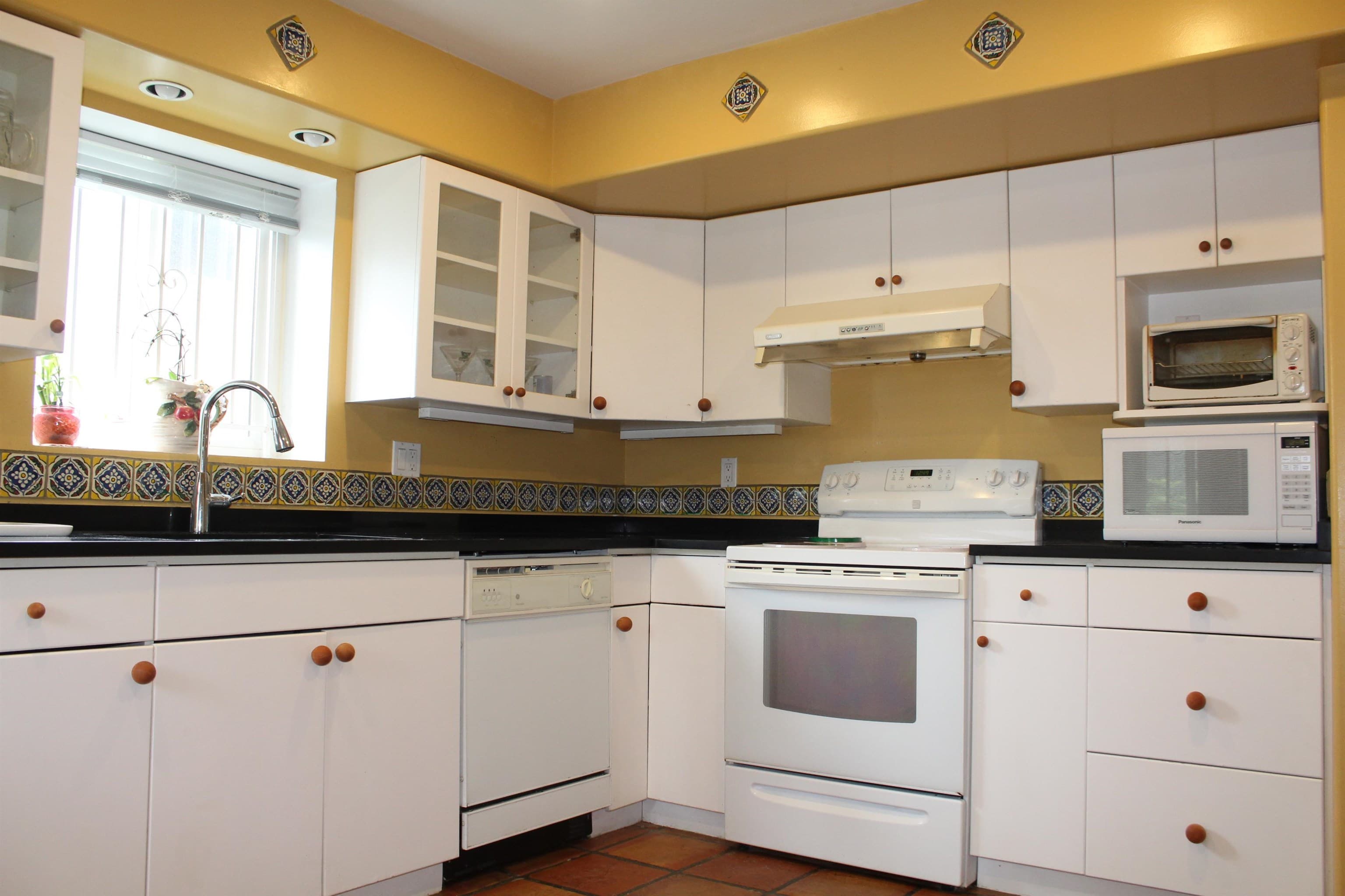 4792 Ridgelawn Drive, Burnaby