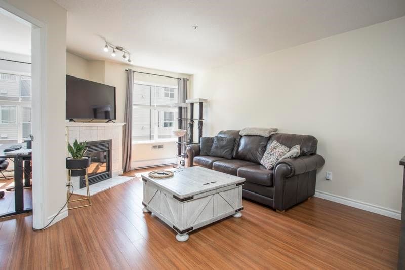 213 - 12739 72 Avenue, Surrey, V3W 2M7 — photo 5