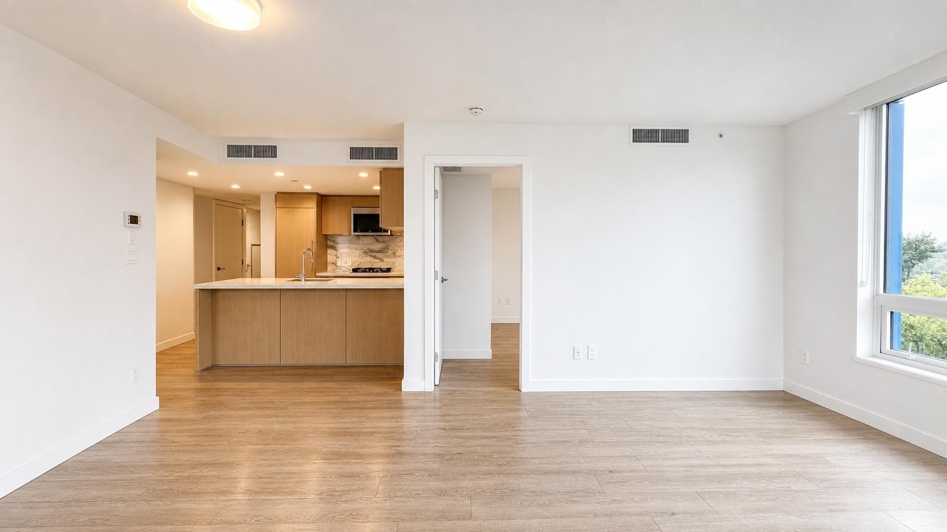 704 - 8238 Lord Street, Vancouver, V6P 0G7 — photo 4