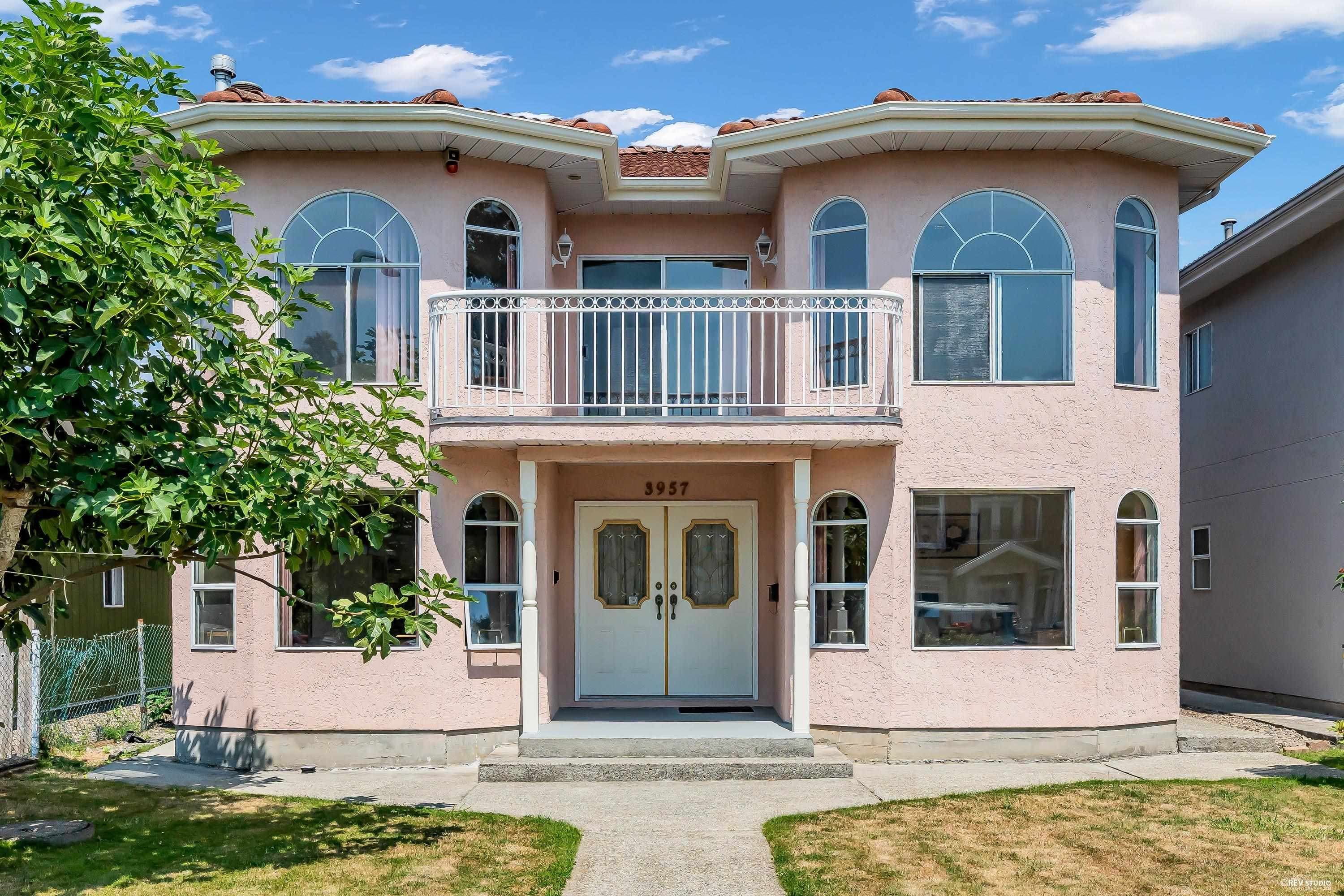 3957 Spruce Street, Burnaby