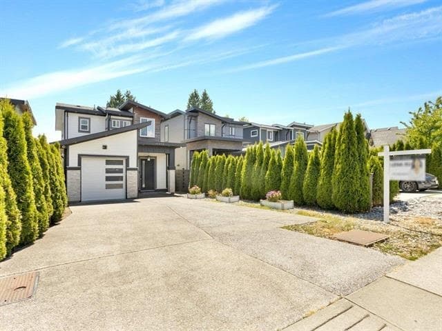 15456 Russell Avenue, White Rock, V4B 2R3 — photo 3