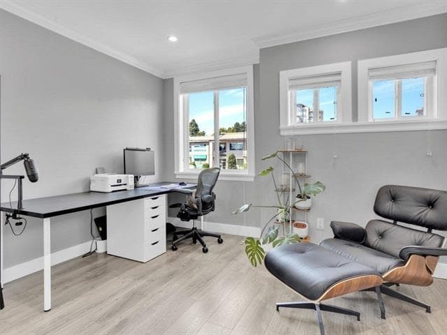 15456 Russell Avenue, White Rock, V4B 2R3 — photo 4