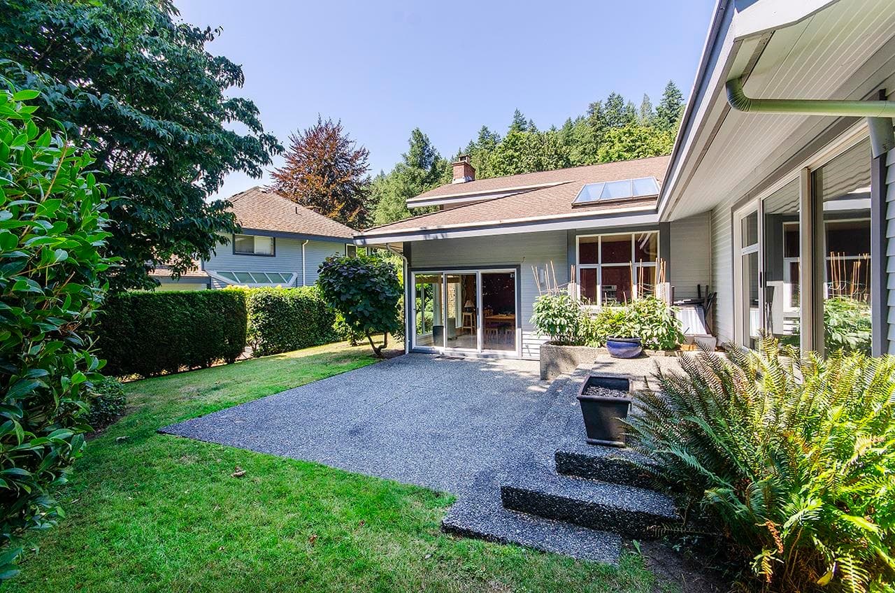 6980 Odlum Court, West Vancouver, V7W 3B6 — photo 4