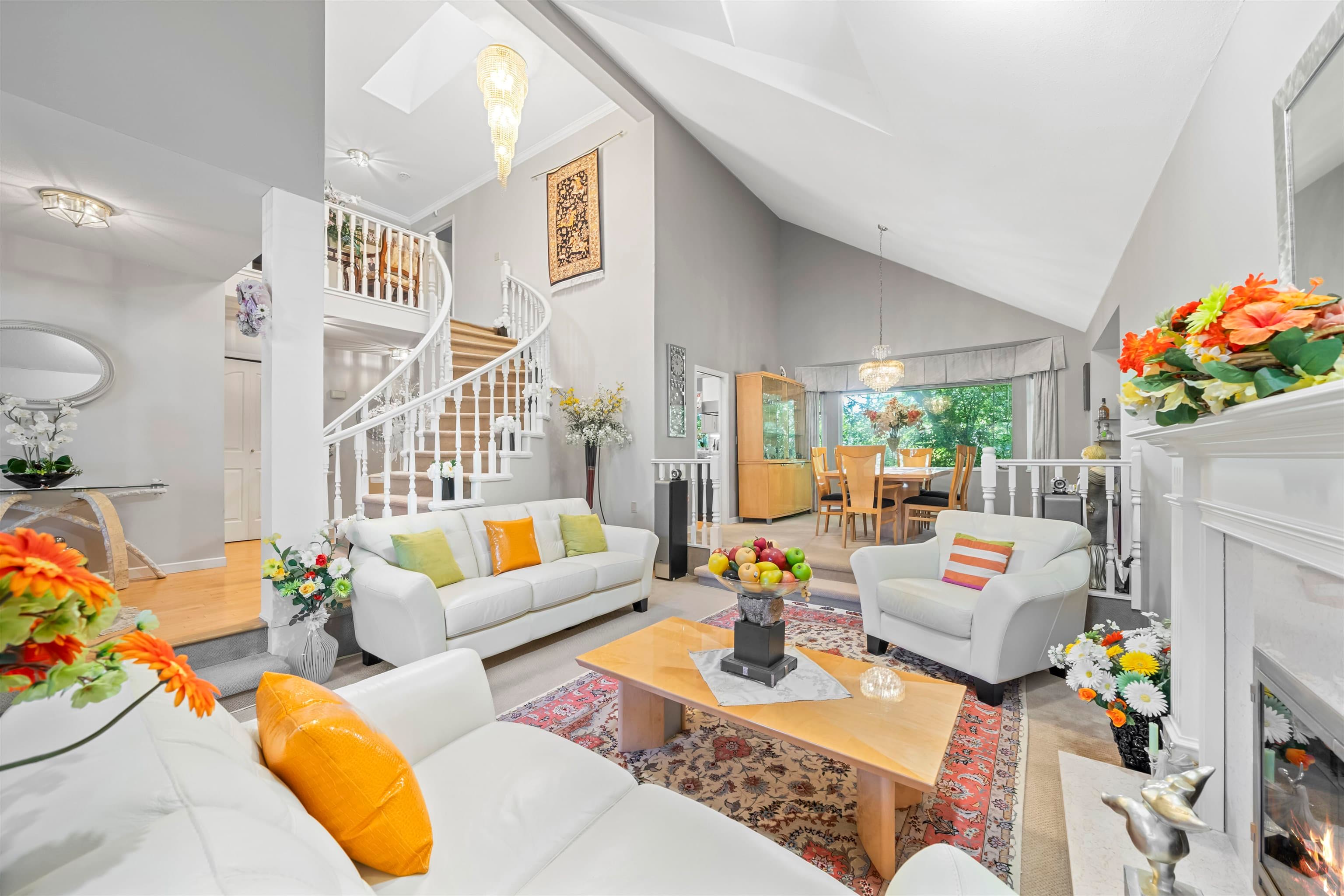 2445 Mowat Place, North Vancouver