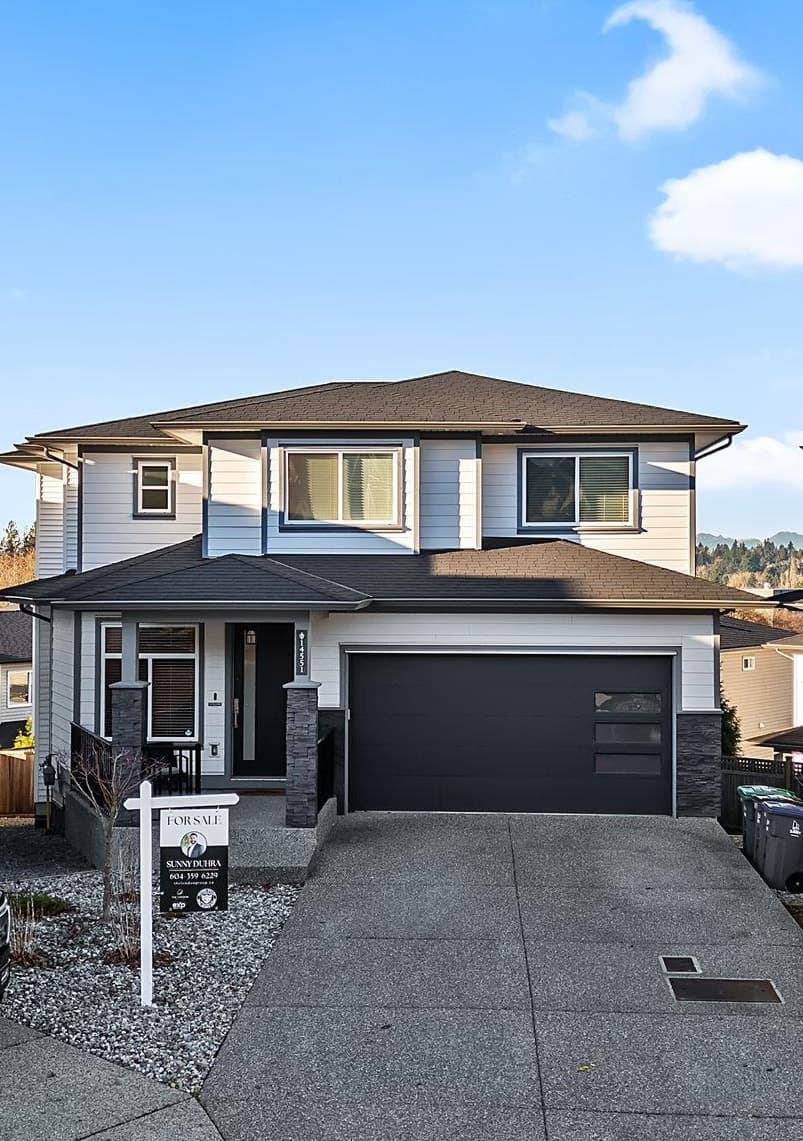 14551 61 Avenue, Surrey
