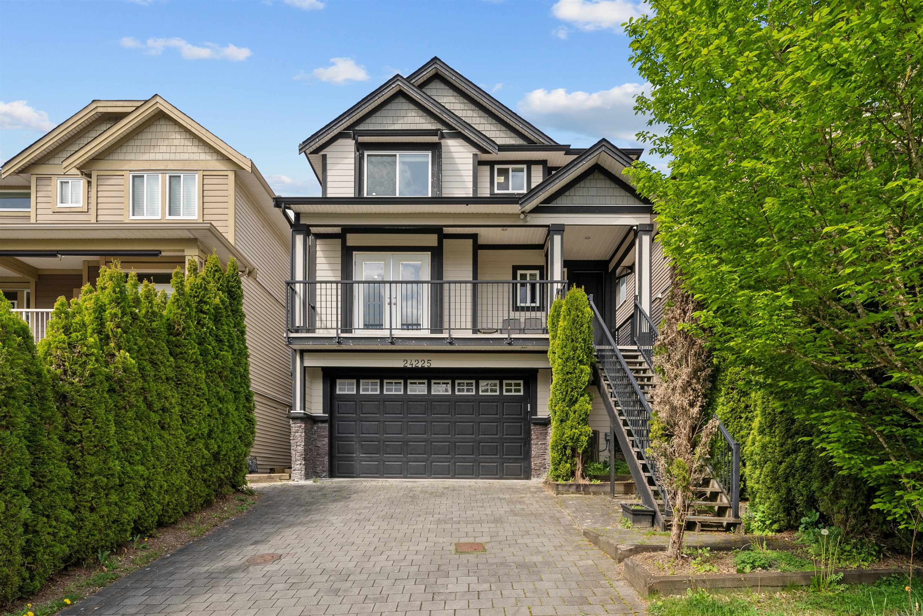 24225 103a Avenue, Maple Ridge, V2W 0E4 — photo 1