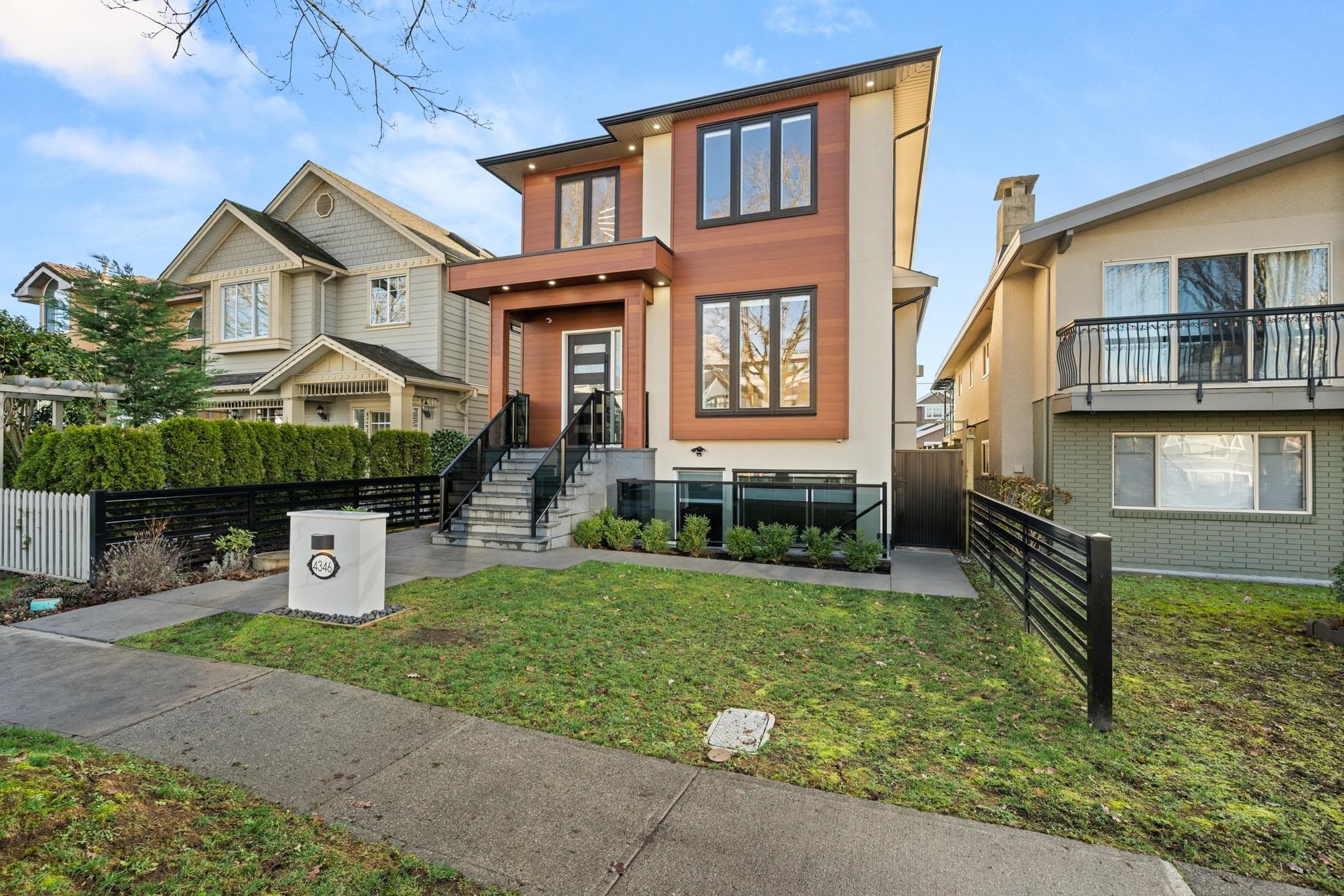 4346 Pender Street, Burnaby, V5C 2M6 — photo 3