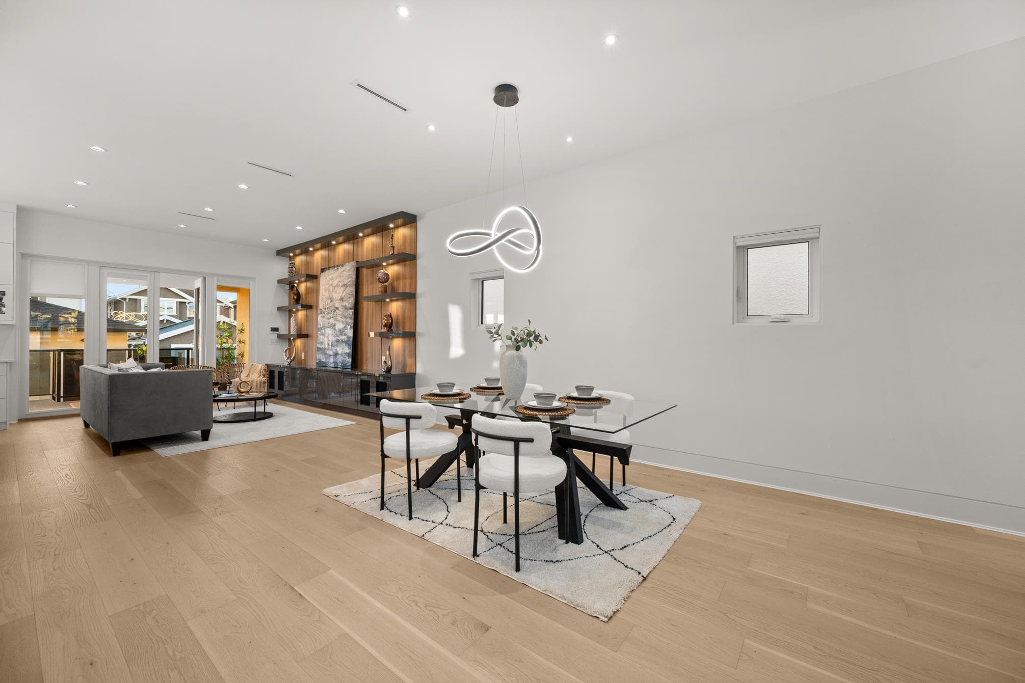 4346 Pender Street, Burnaby, V5C 2M6 — photo 5