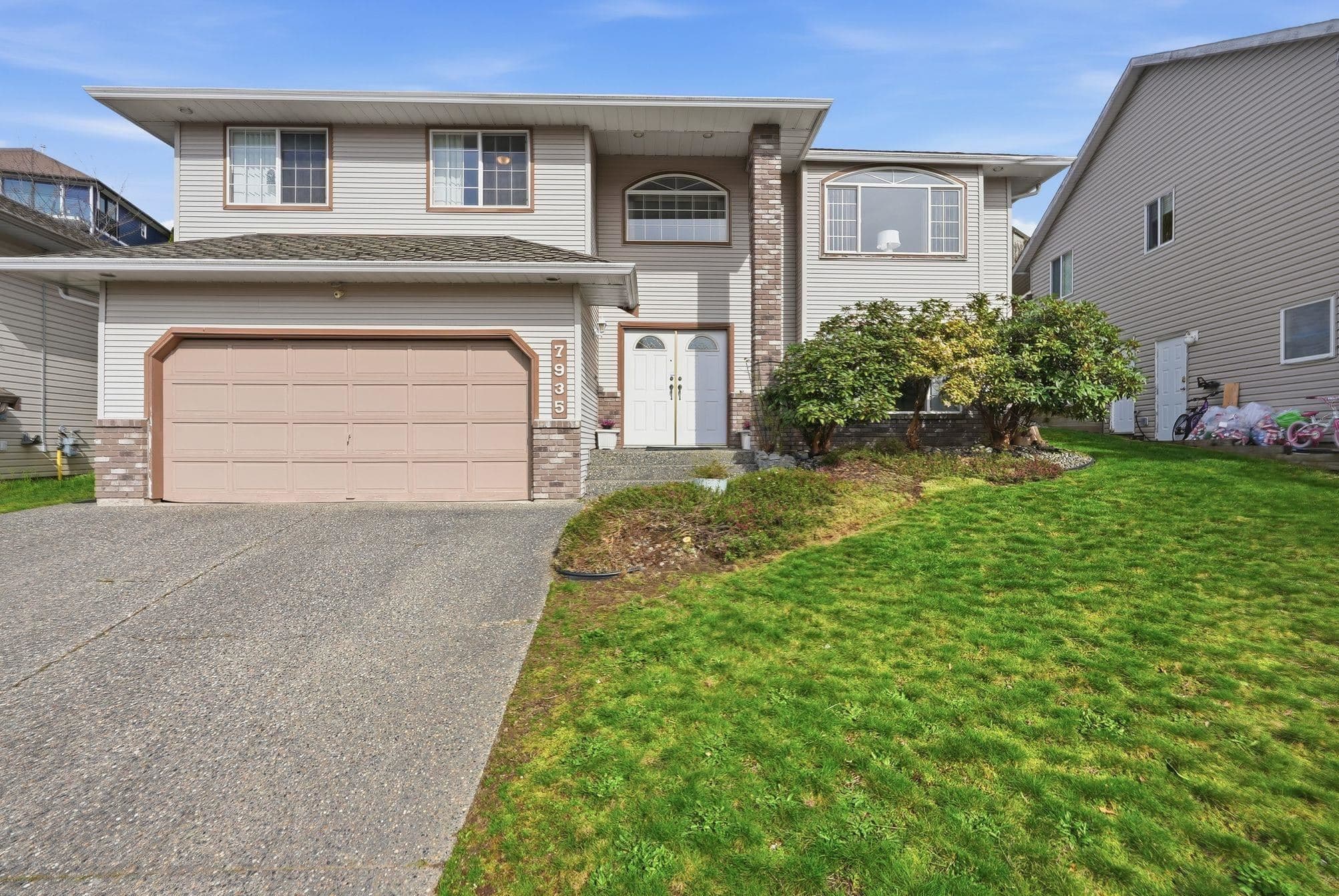 7935 Topper Drive, Mission, V2V 6Z2 — photo 1