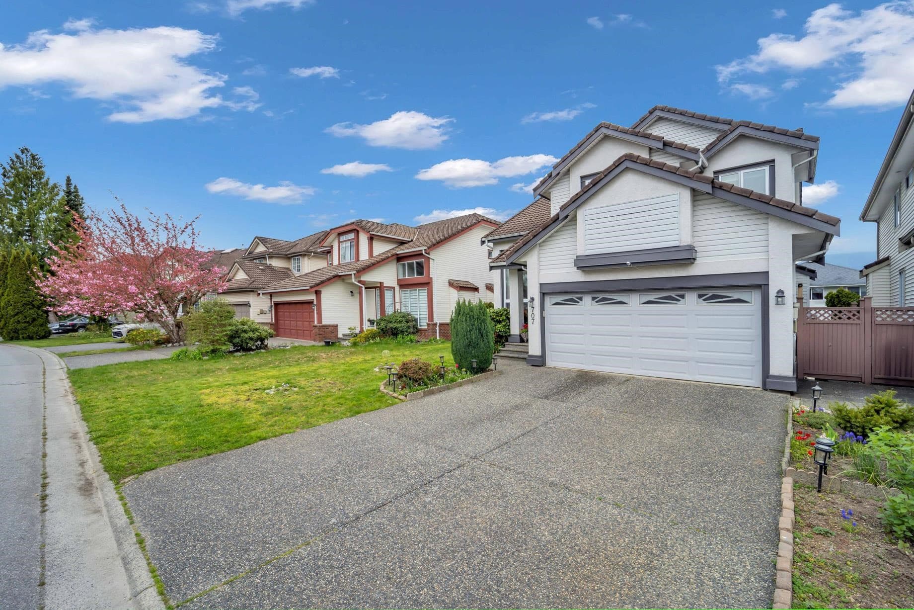 707 Omineca Avenue, Port Coquitlam, V3B 7N9 — photo 2