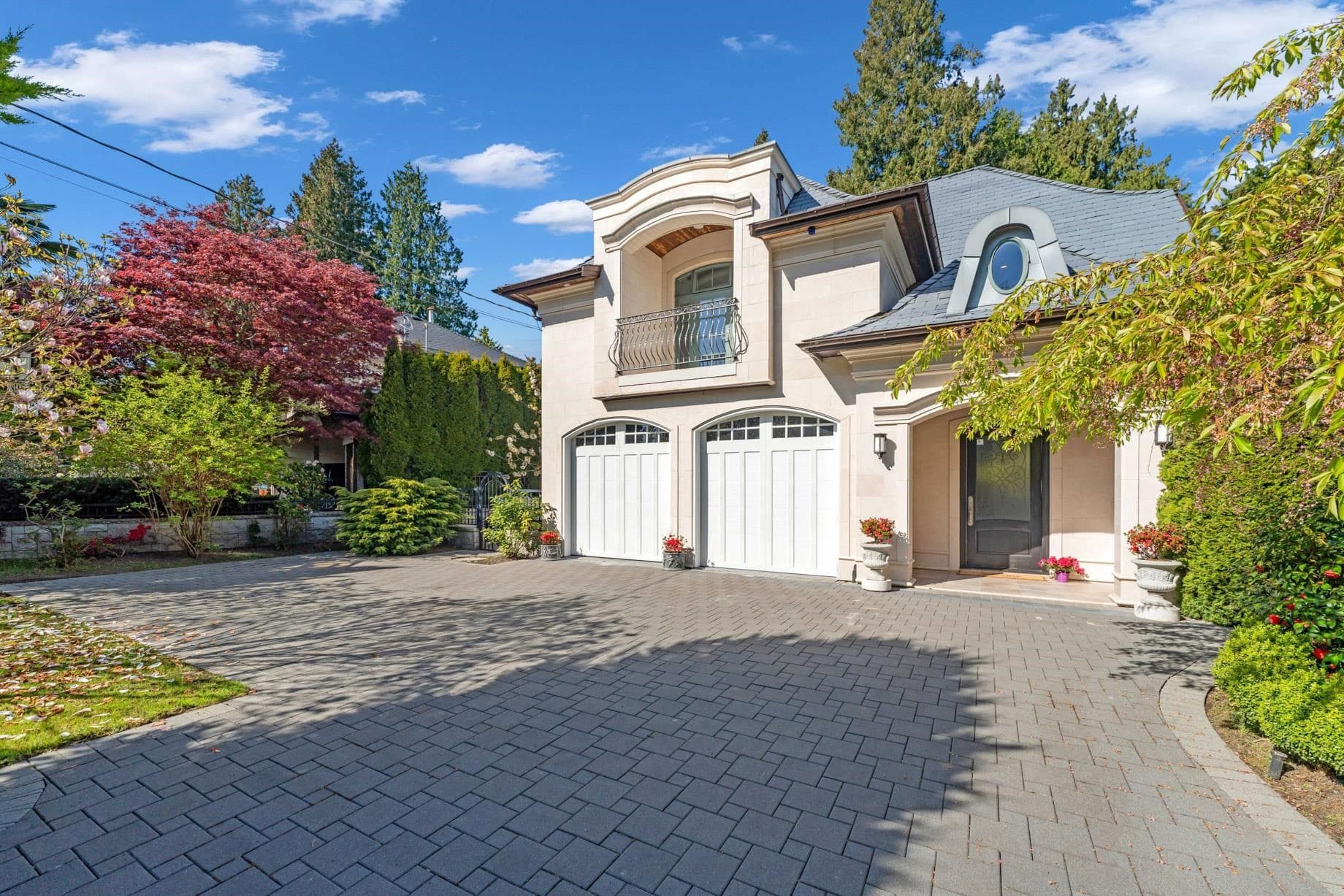 4348 Erwin Drive, West Vancouver