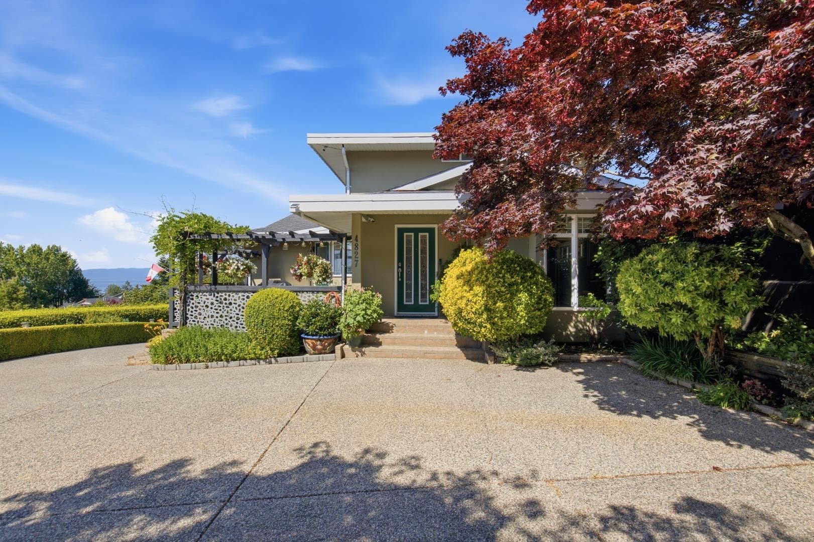 4827 Bluegrouse Drive, Sechelt, V7Z 0E9 — photo 3