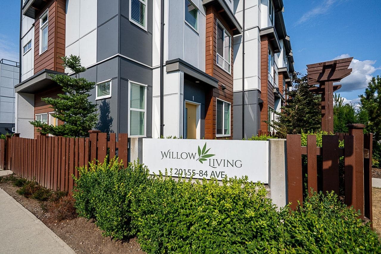 16 - 20155 84 Avenue, Langley