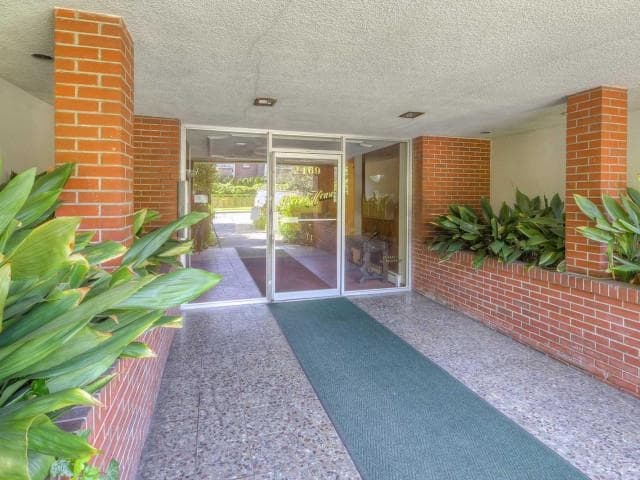 101 - 2469 Cornwall Avenue, Vancouver, V6K 1B9 — photo 2