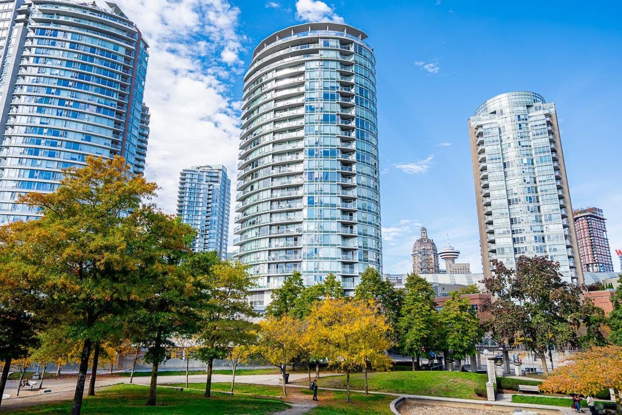 806 - 58 Keefer Place, Vancouver, V6B 0B8 — photo 3