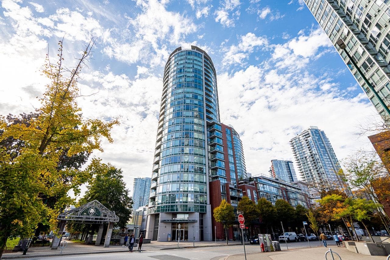 806 - 58 Keefer Place, Vancouver, V6B 0B8 — photo 4