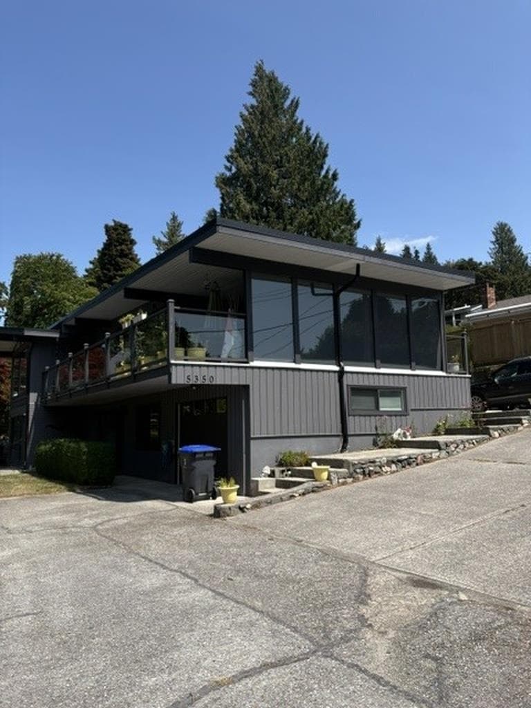5350 Benner Road, Sechelt