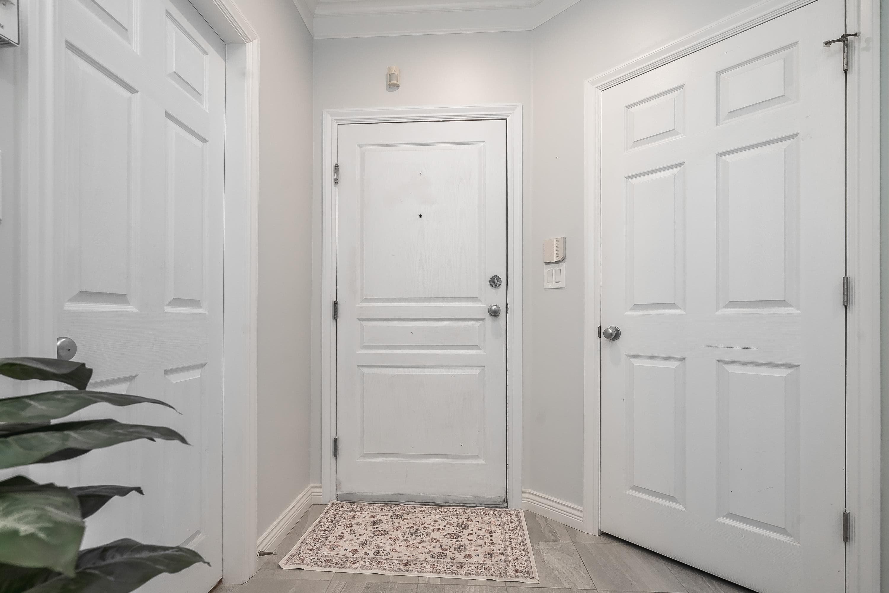107 - 8115 121a Street, Surrey, V3W 1J2 — photo 4
