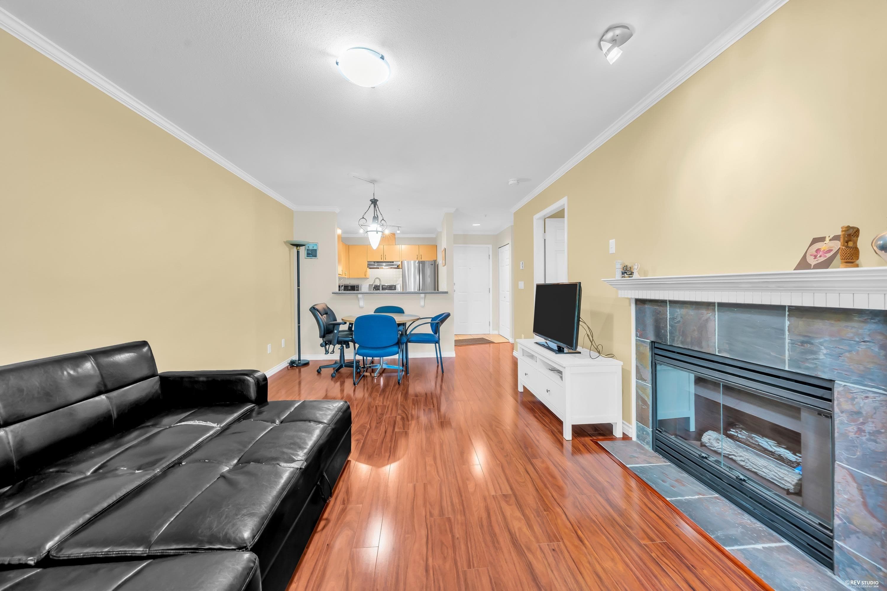 210 - 175 E 10th Street, North Vancouver, V7L 4W1 — photo 4