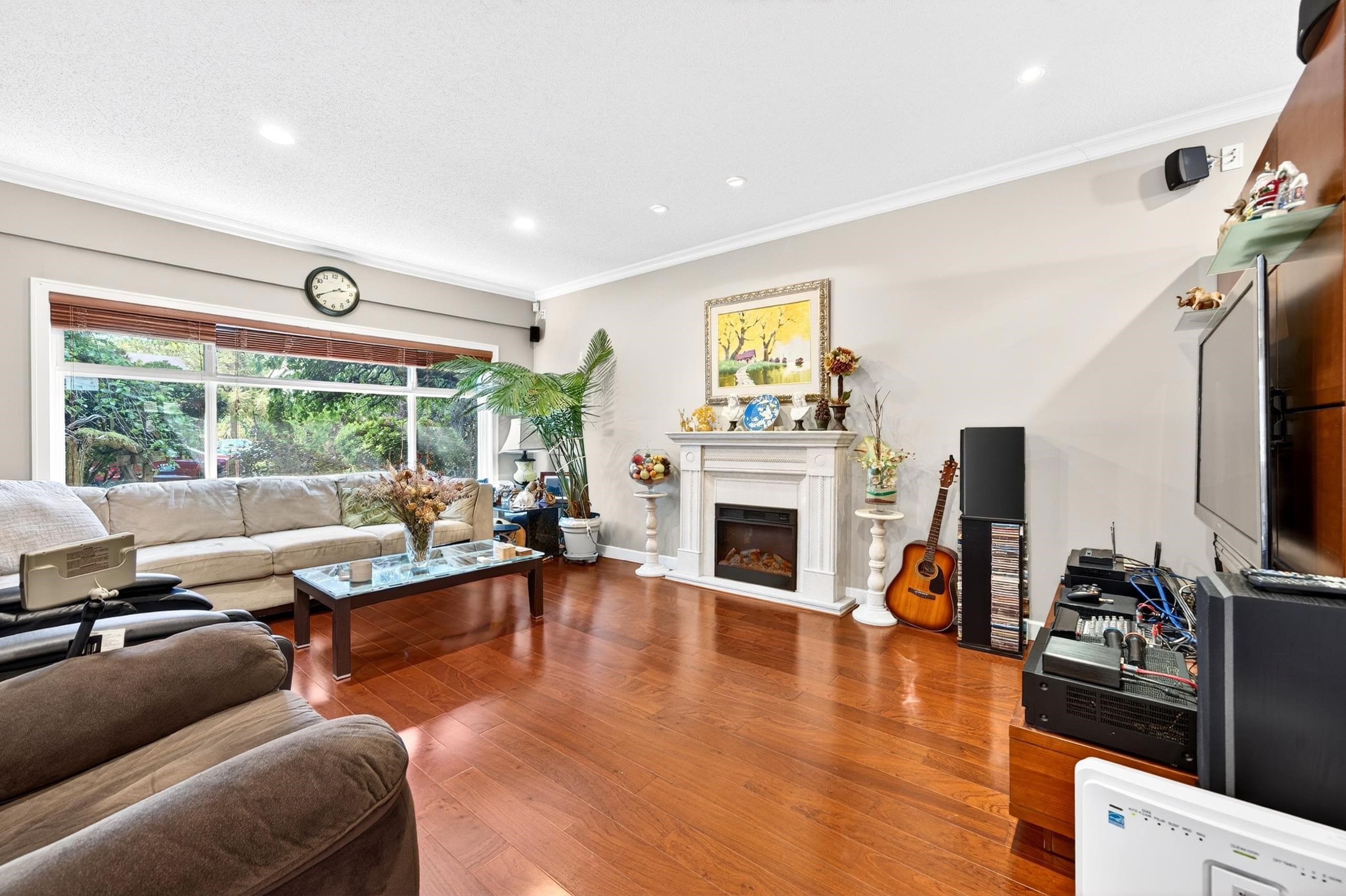 3152 Lancaster Place, Port Coquitlam, V3C 3J7 — photo 3