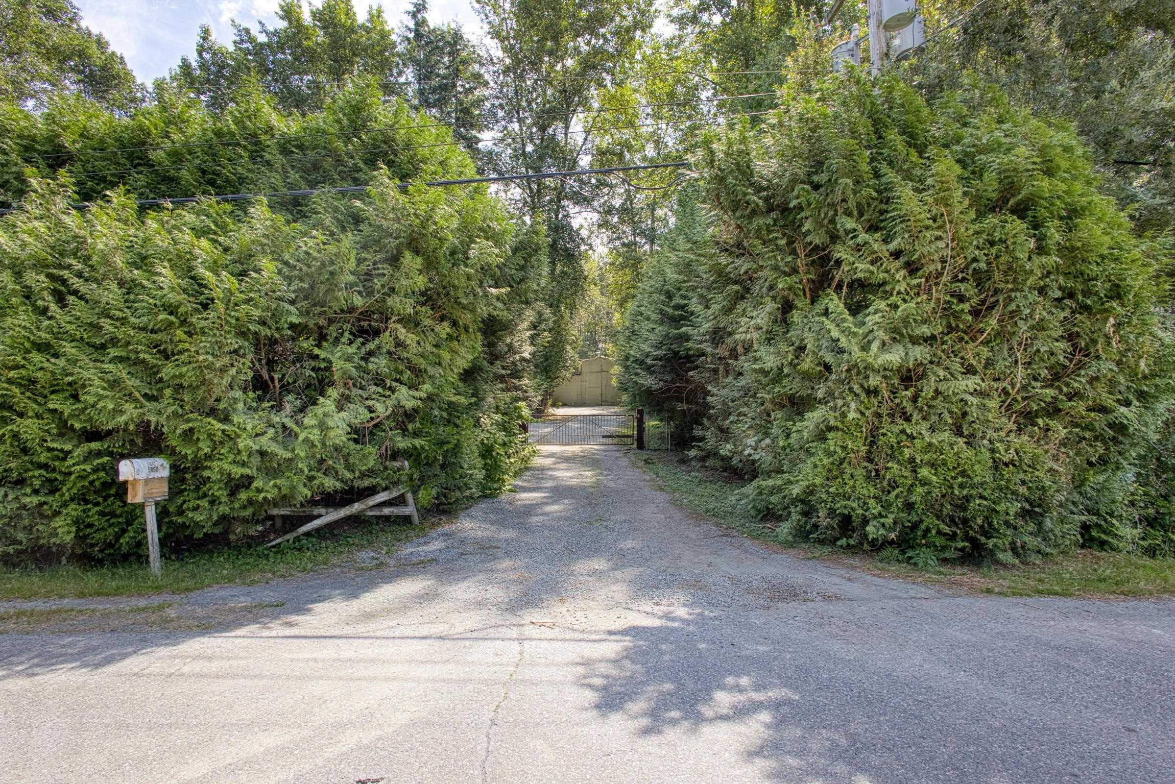 5860 256 Street, Langley