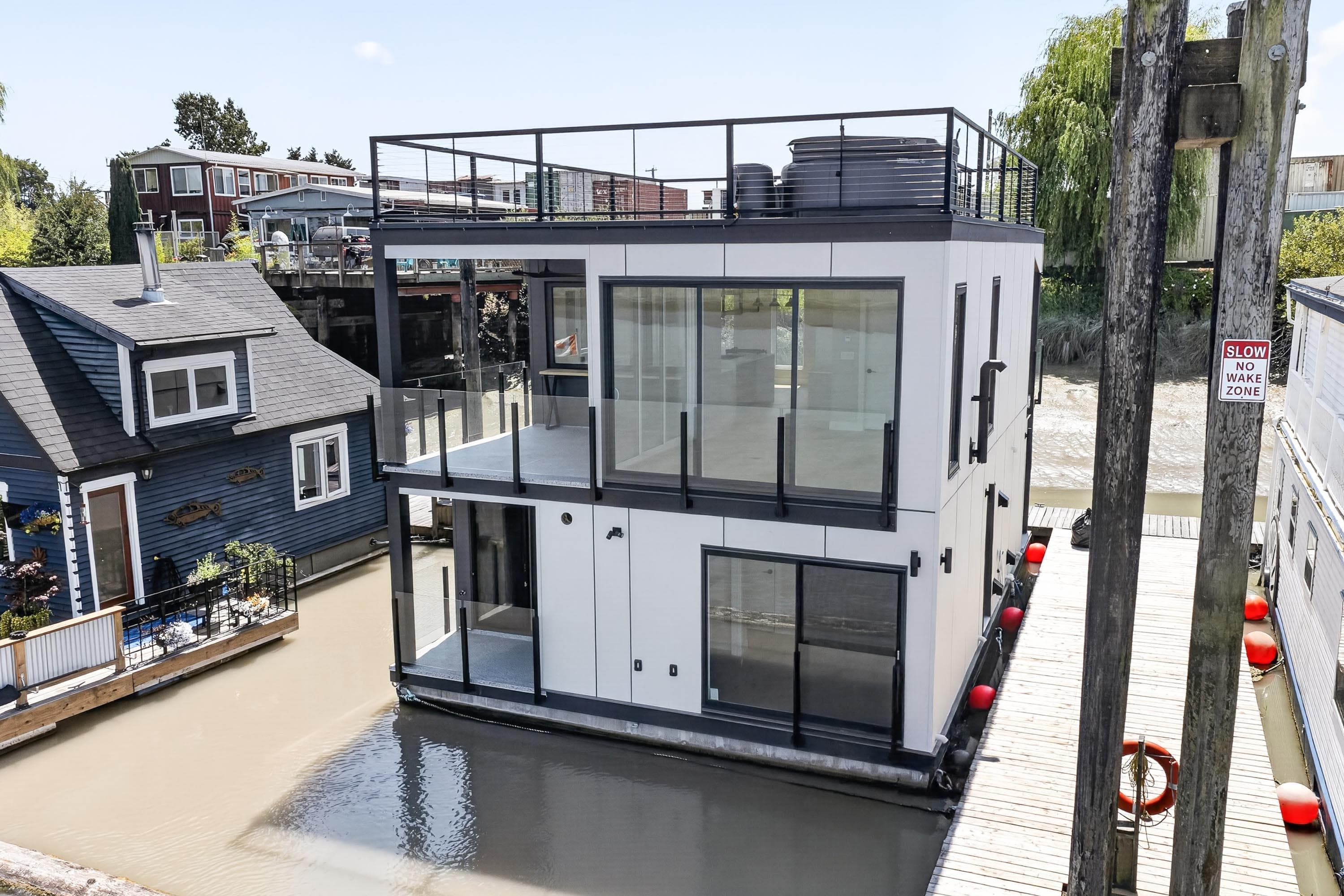 10 - 3871 W River Road, Delta