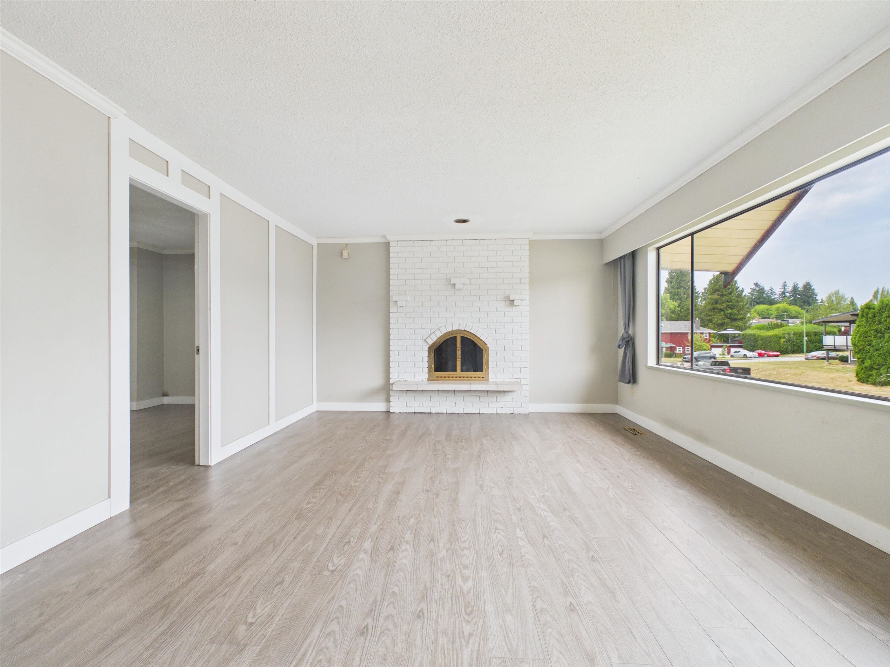7132 Paulus Court, Burnaby, V5A 1N2 — photo 4