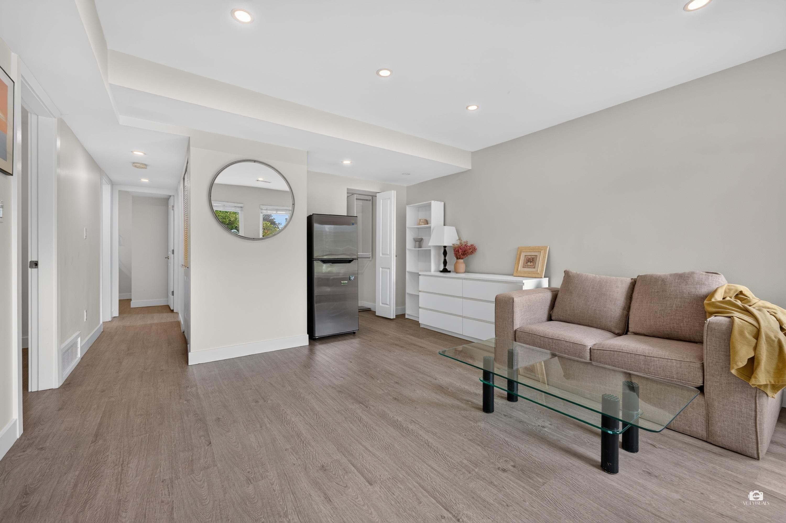 196 E 58th Avenue, Vancouver, V5X 1V6 — photo 4
